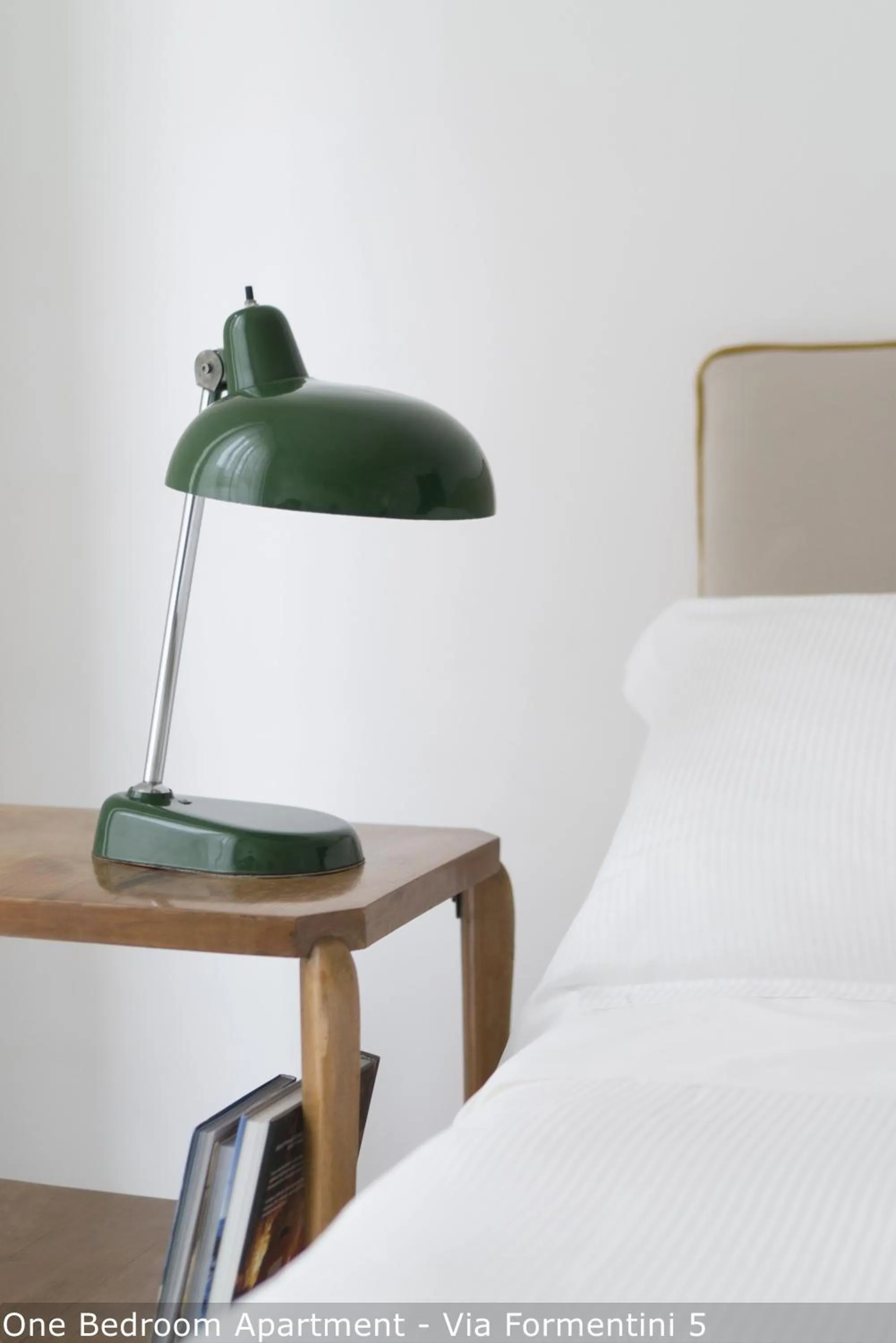 Bed in Brera Apartments