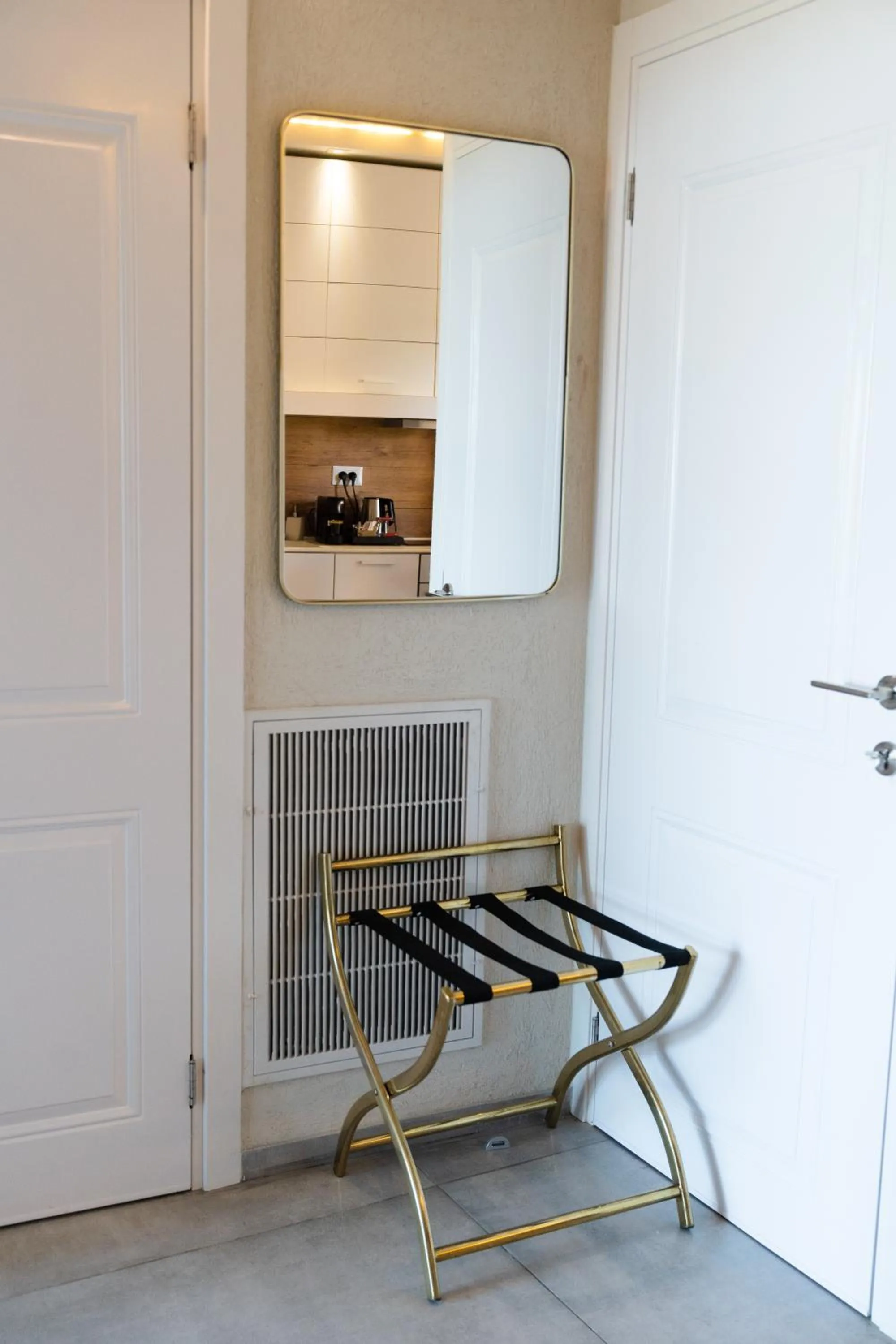 Neot Golf, Ziv's Place