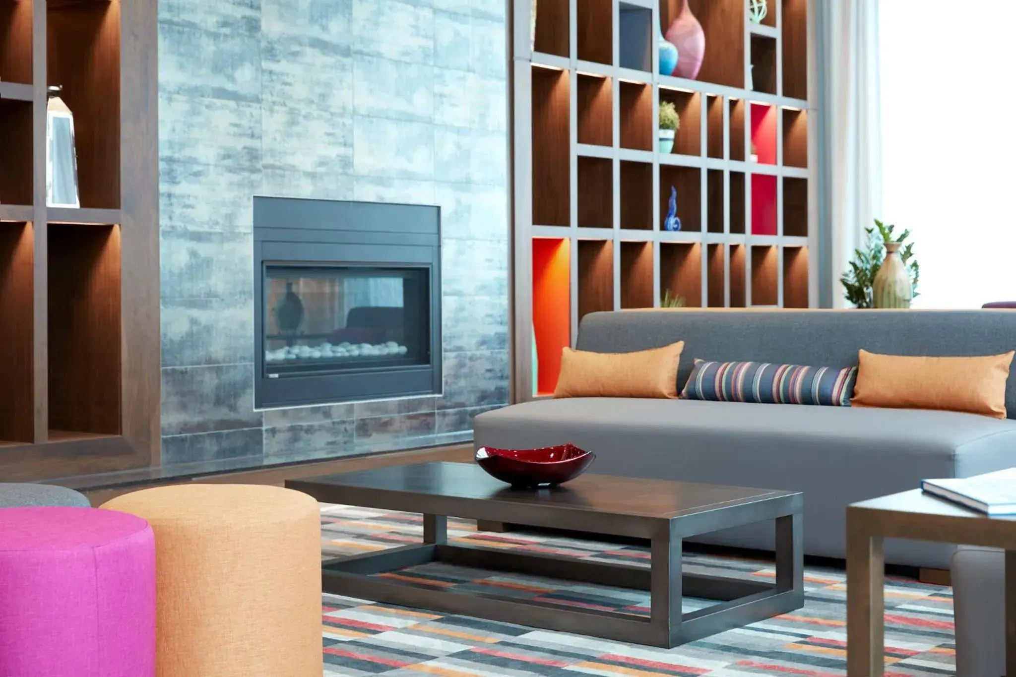 Property building in Holiday Inn Hotel & Suites - Montreal Centre-ville Ouest by IHG Property building in Holiday Inn Hotel & Suites - Montreal Centre-ville Ouest by IHG