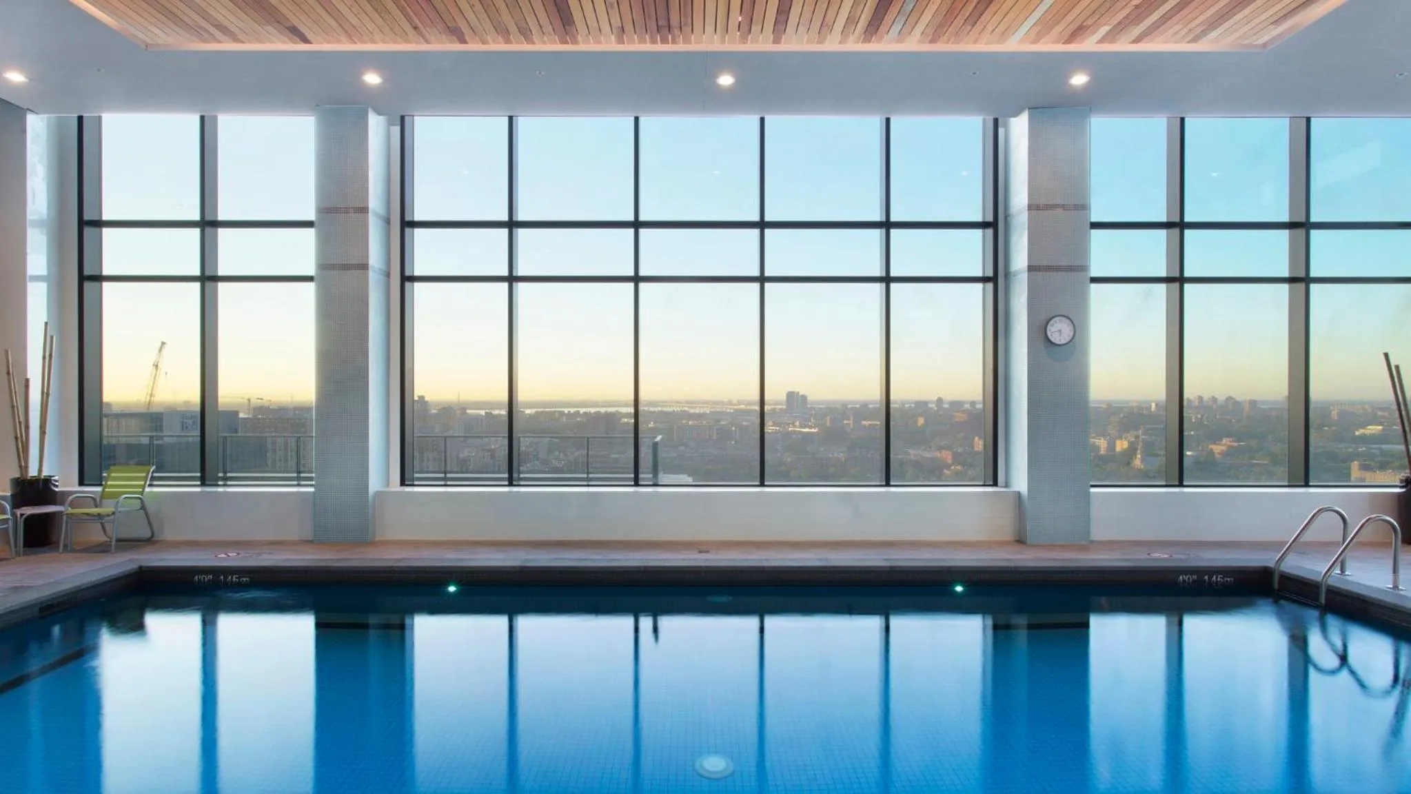 Swimming pool in Holiday Inn Hotel & Suites - Montreal Centre-ville Ouest by IHG
