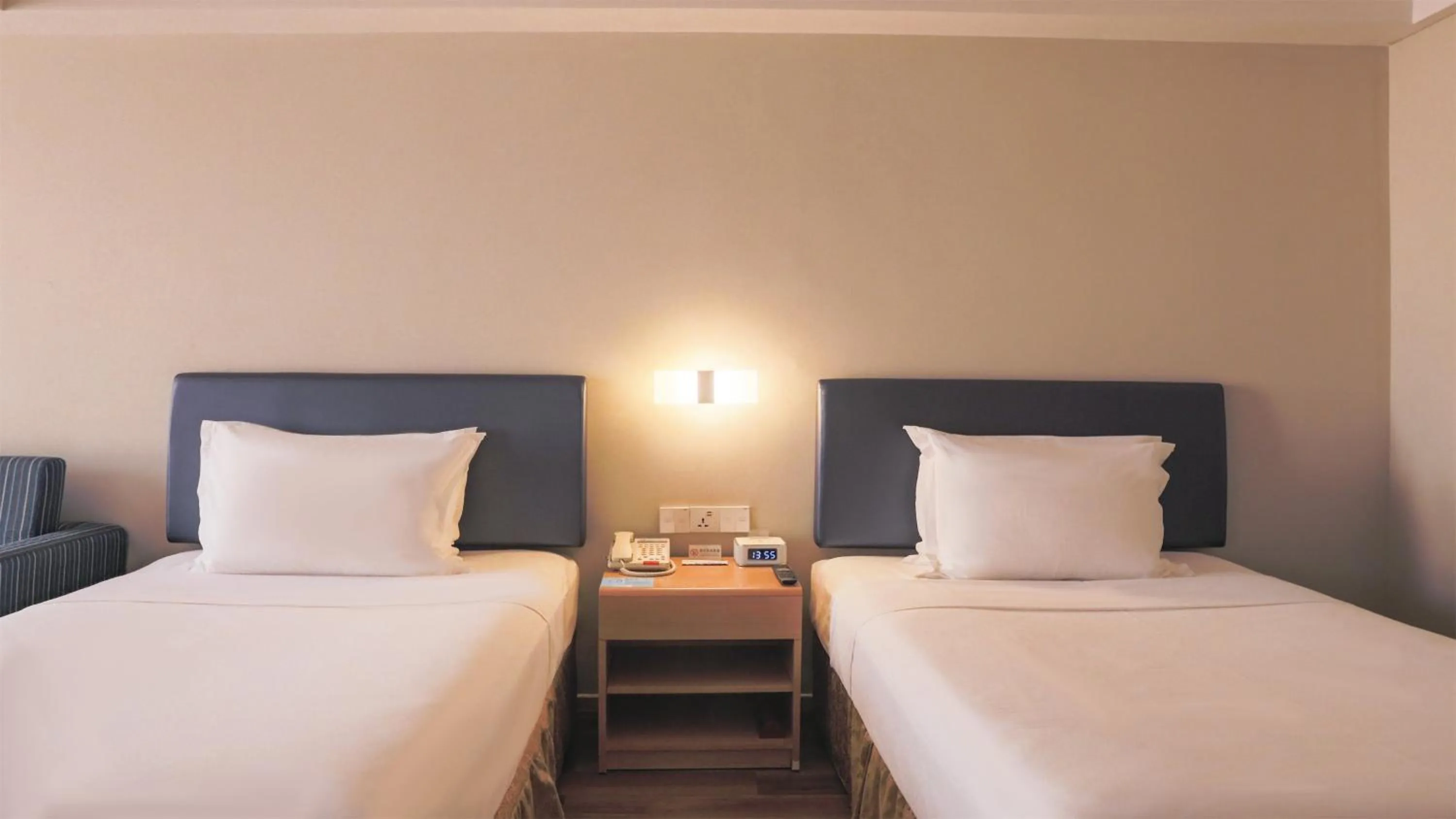 Photo of the whole room in Holiday Inn Express Zhangjiakou Park View, an IHG Hotel