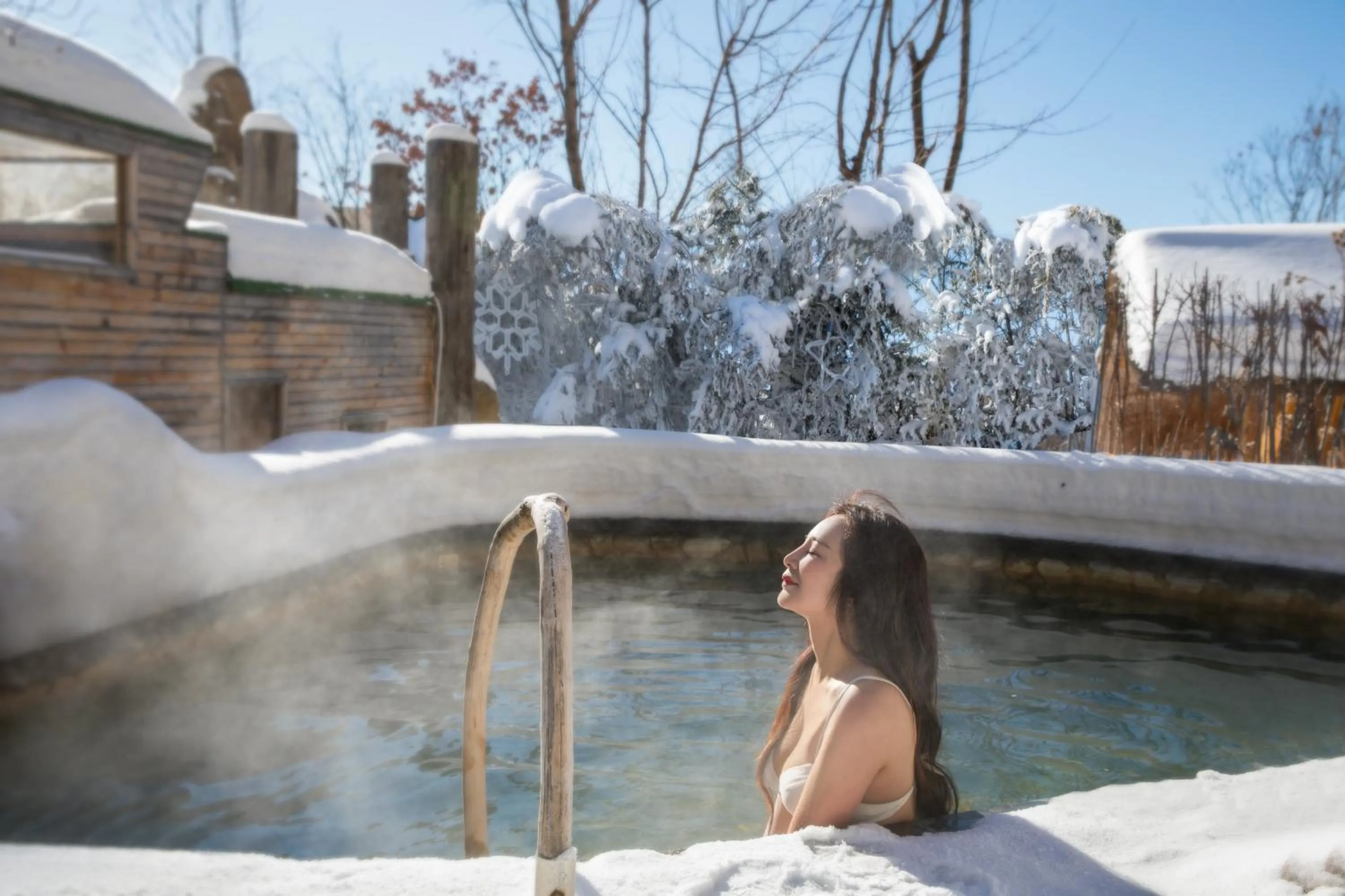 Area and facilities in Crowne Plaza Resort Changbaishan Hot Spring by IHG