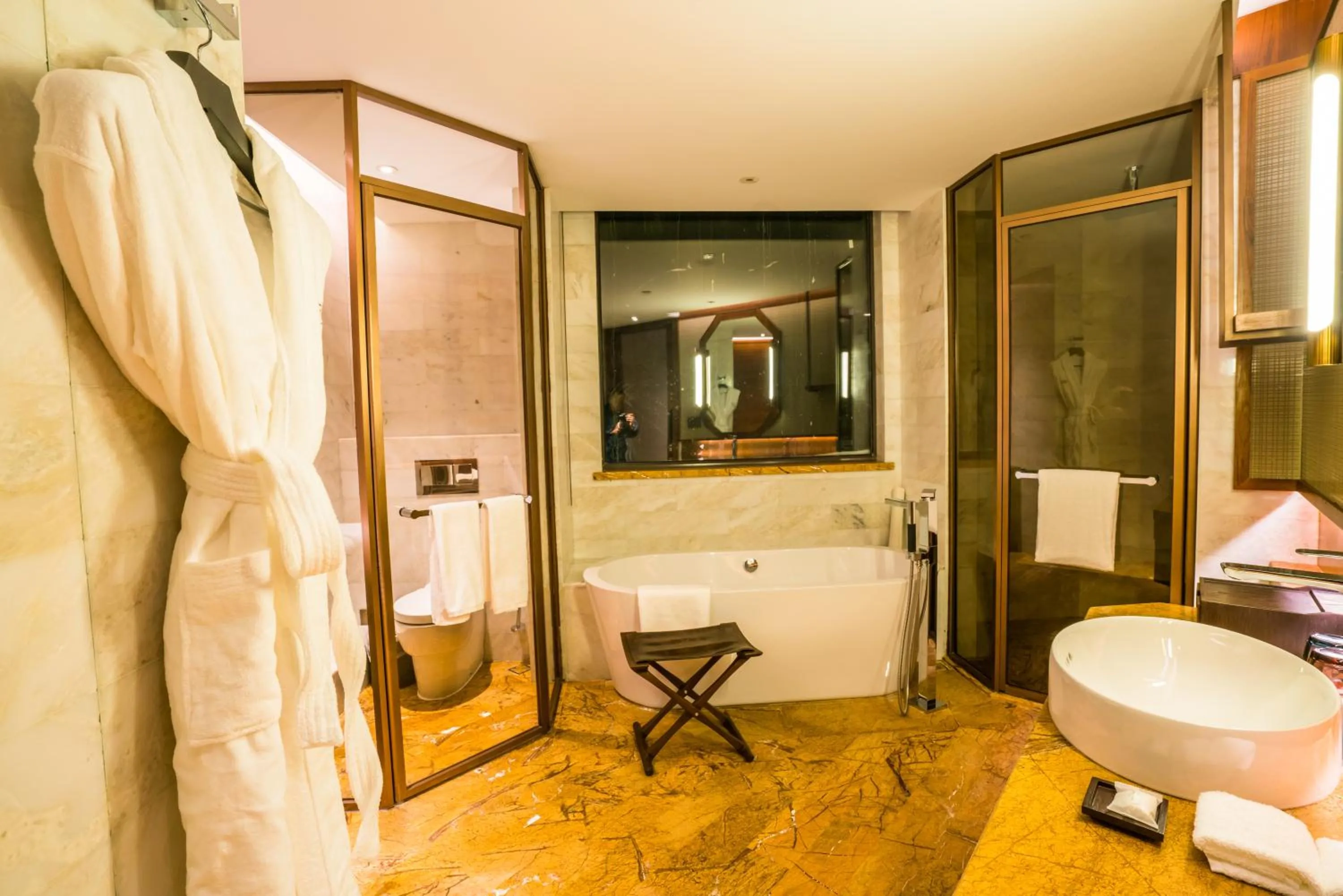 Bathroom in Crowne Plaza Resort Changbaishan Hot Spring by IHG