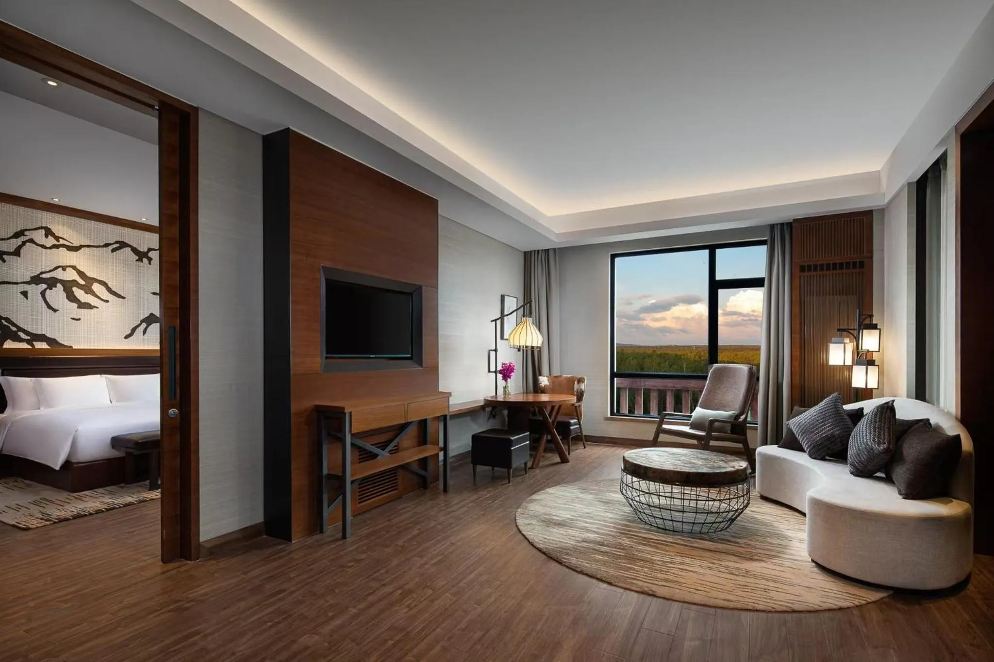 Photo of the whole room, Bed in Crowne Plaza Resort Changbaishan Hot Spring by IHG