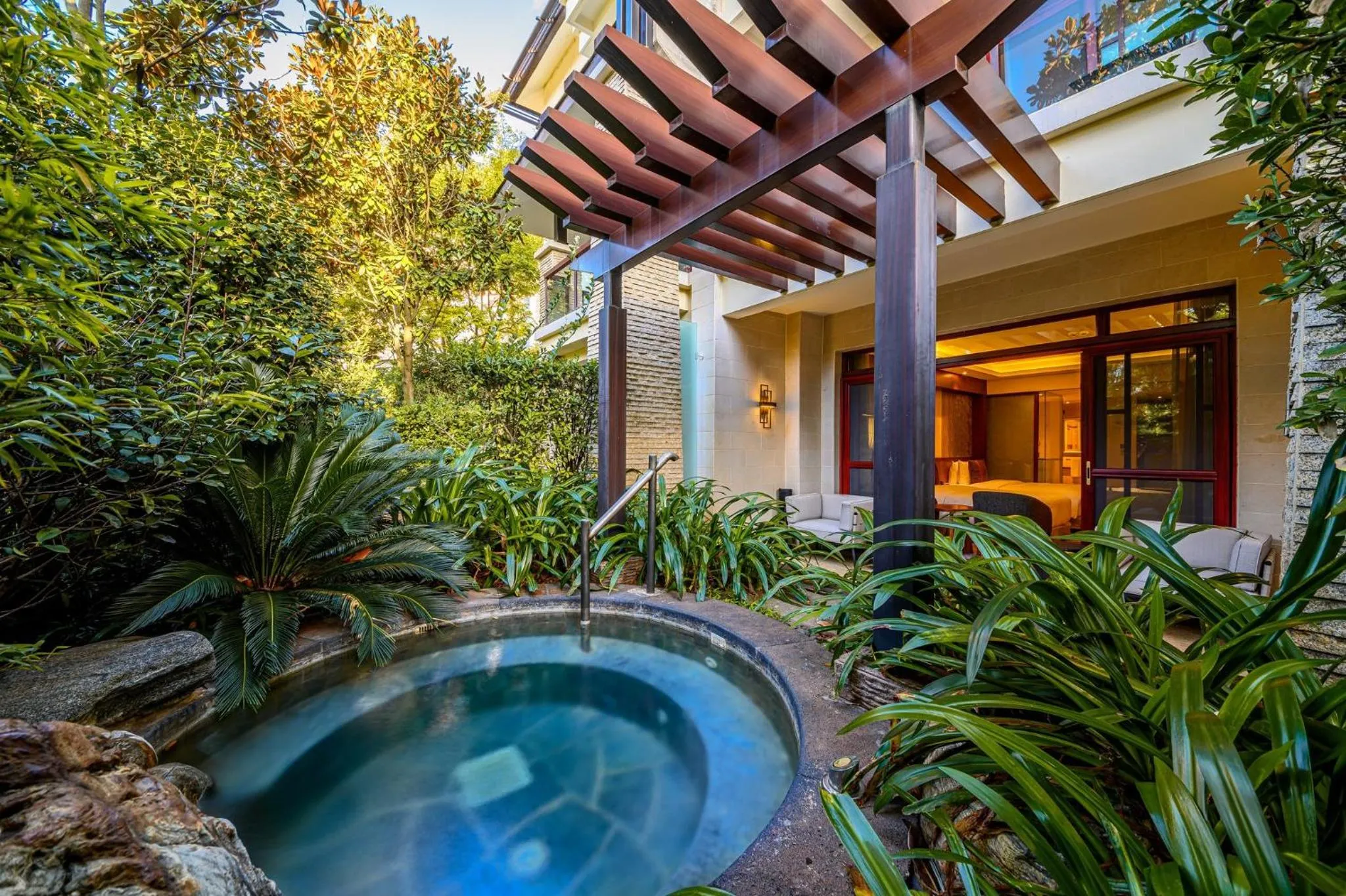 Bedroom in HUALUXE Hotels & Resorts Kunming