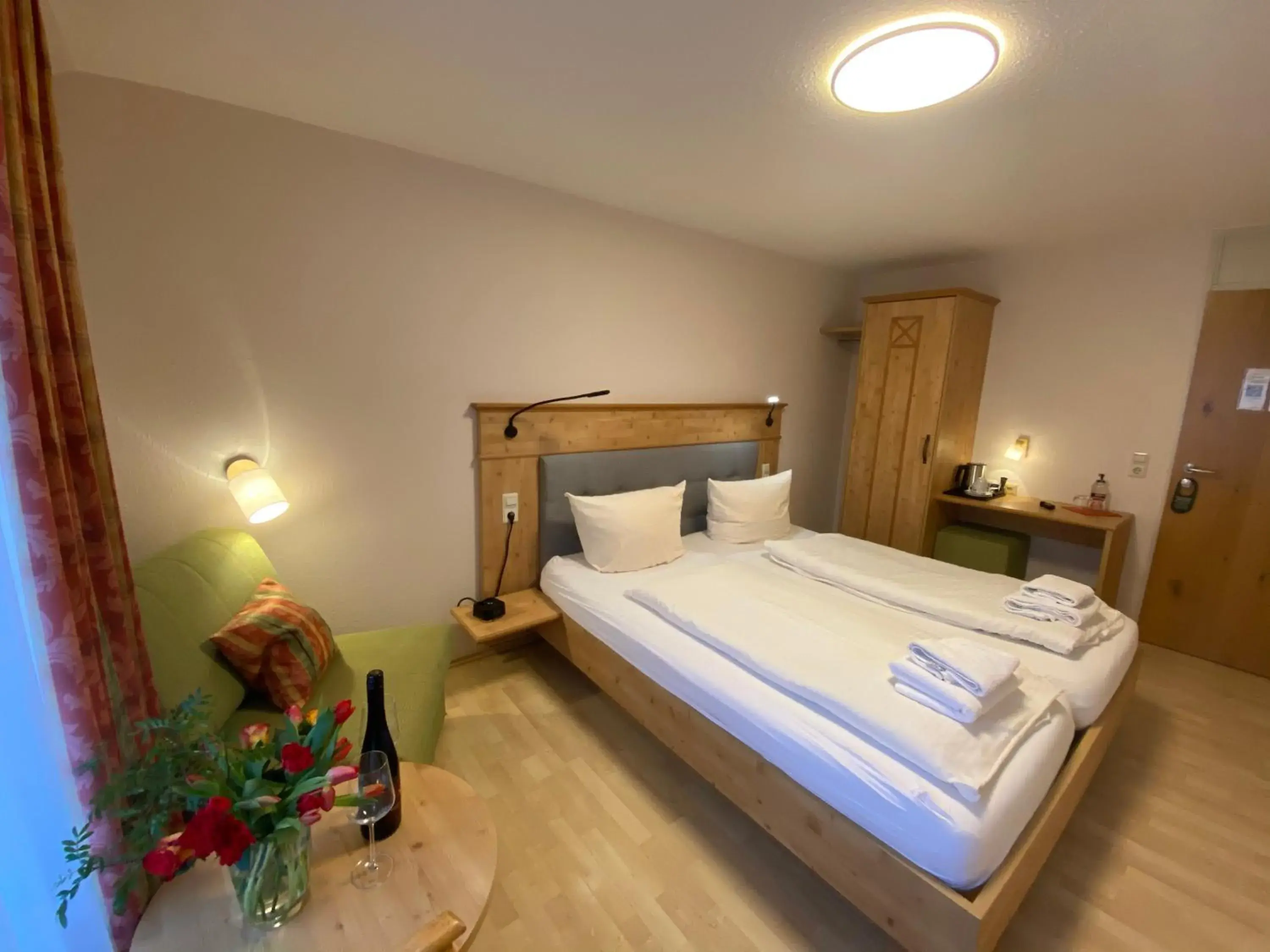 Double Room - single occupancy in Gasthof Engel Double Room - single occupancy in Gasthof Engel