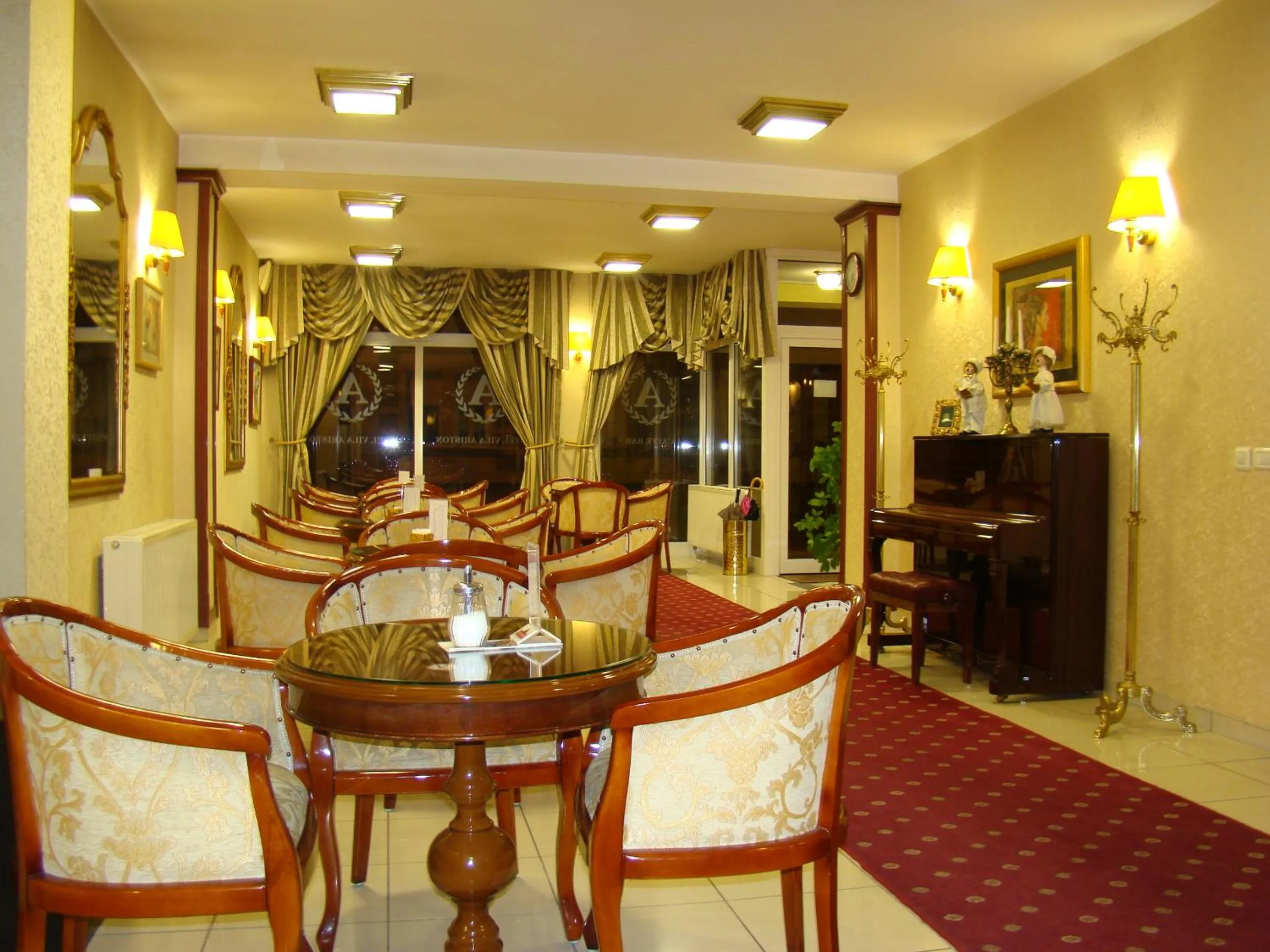 Lounge or bar in Hotel Vila Ariston