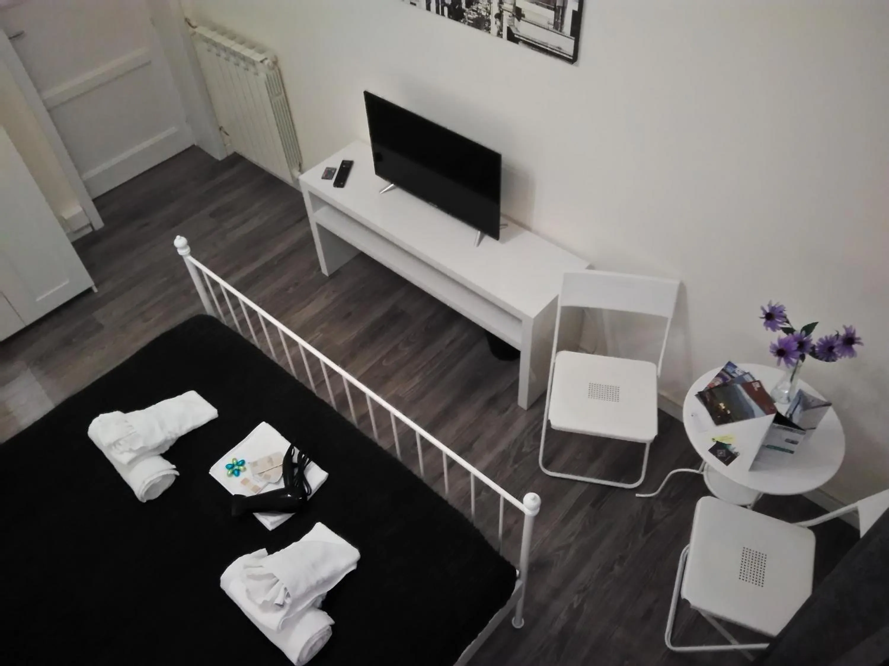 Photo of the whole room in B&B del Toscano