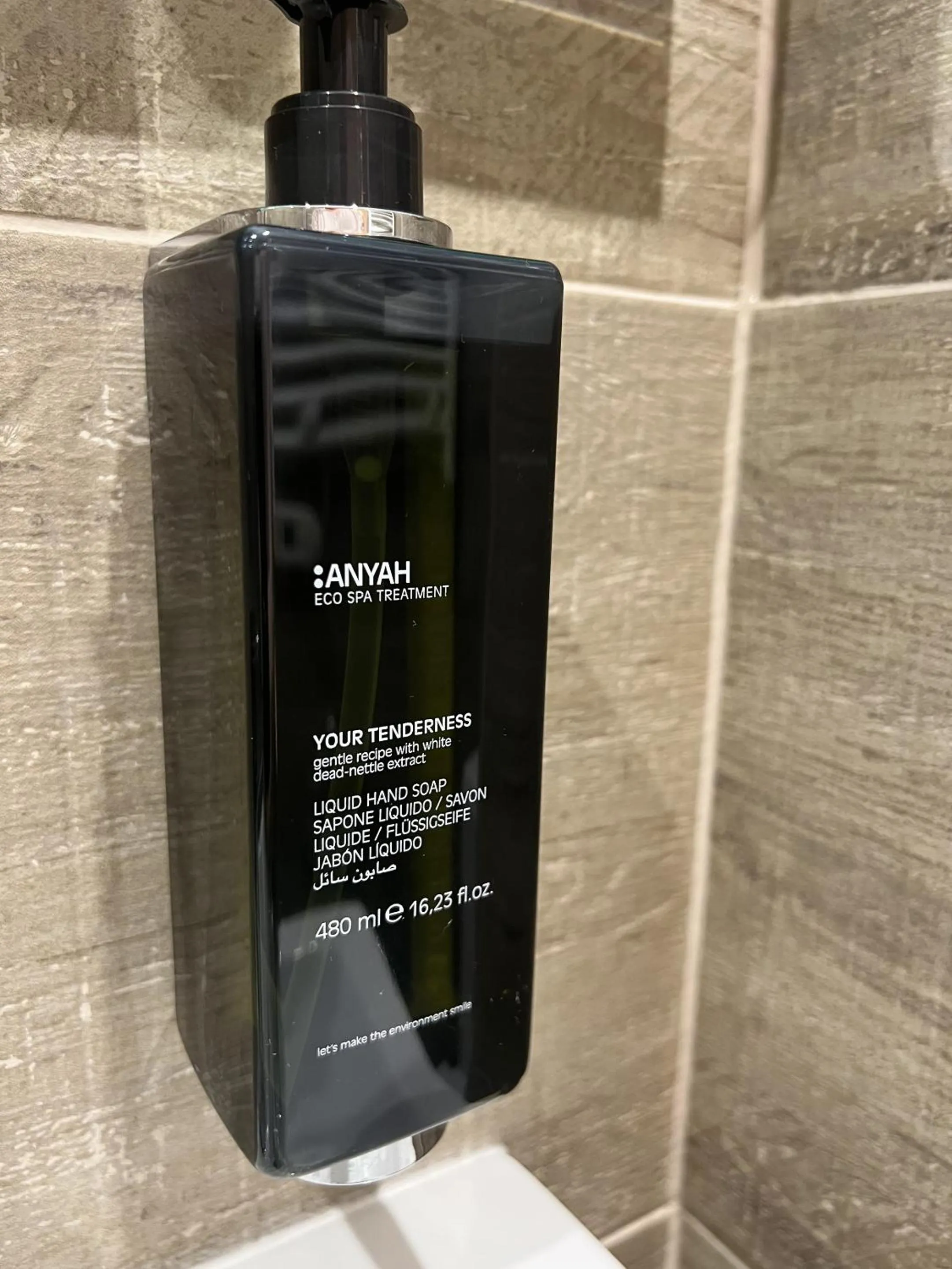 Bathroom in Au Bec Fin Hôtel