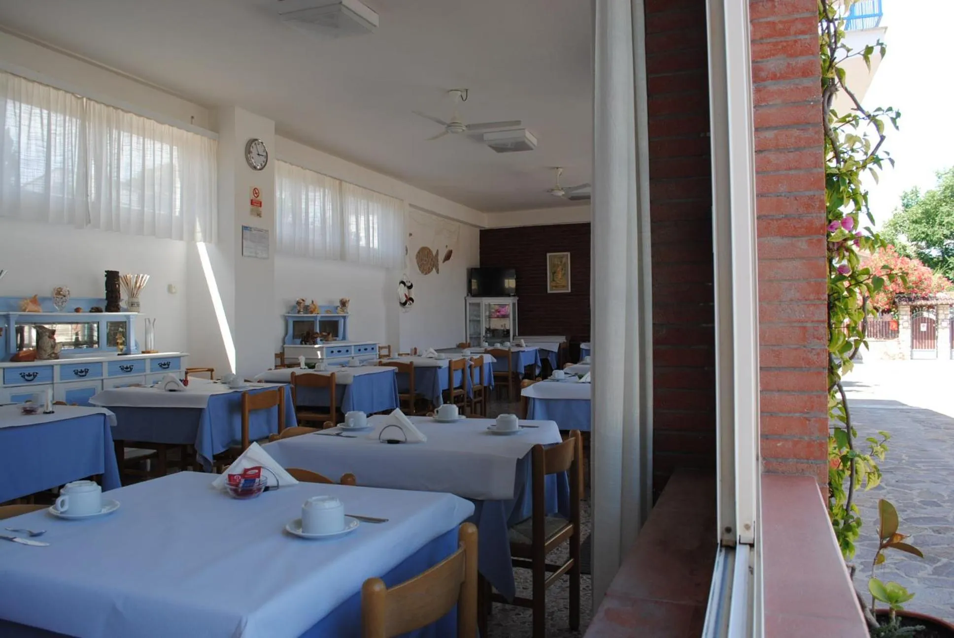 Lounge or bar in Hotel Mastropeppe