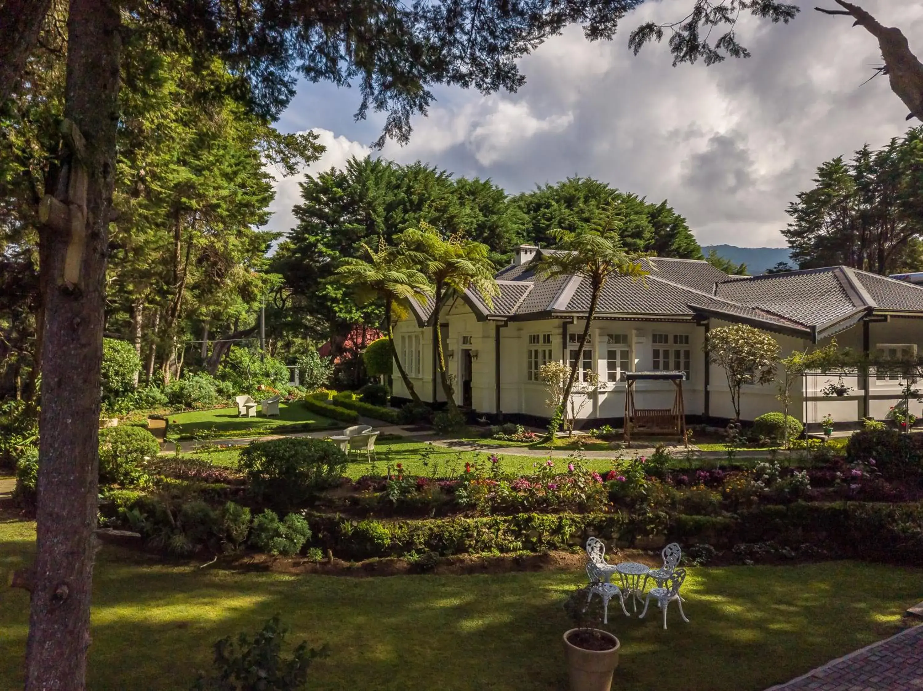 Property building in Mirage Kings Cottage Property building in Mirage Kings Cottage