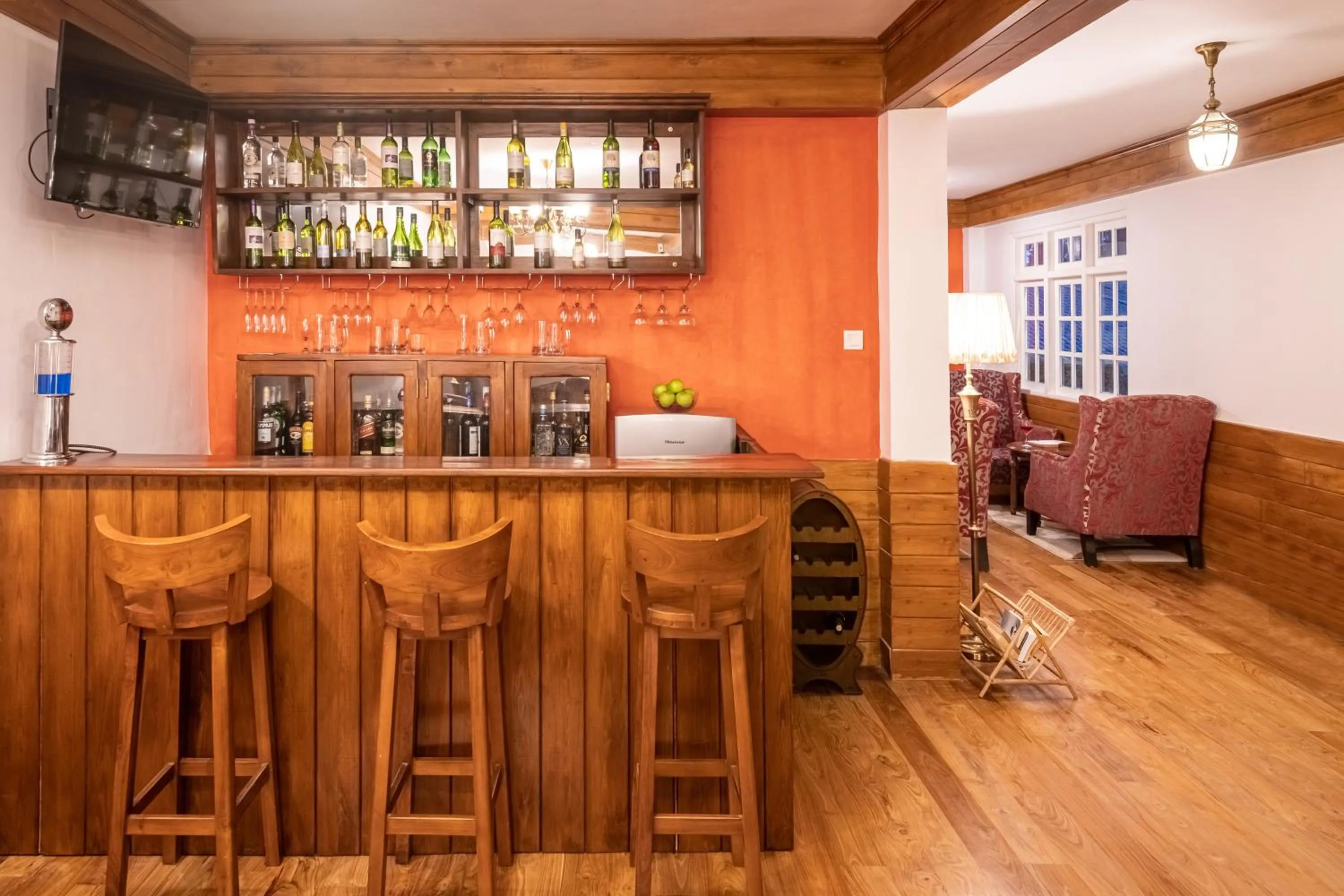 Lounge or bar in Mirage Kings Cottage