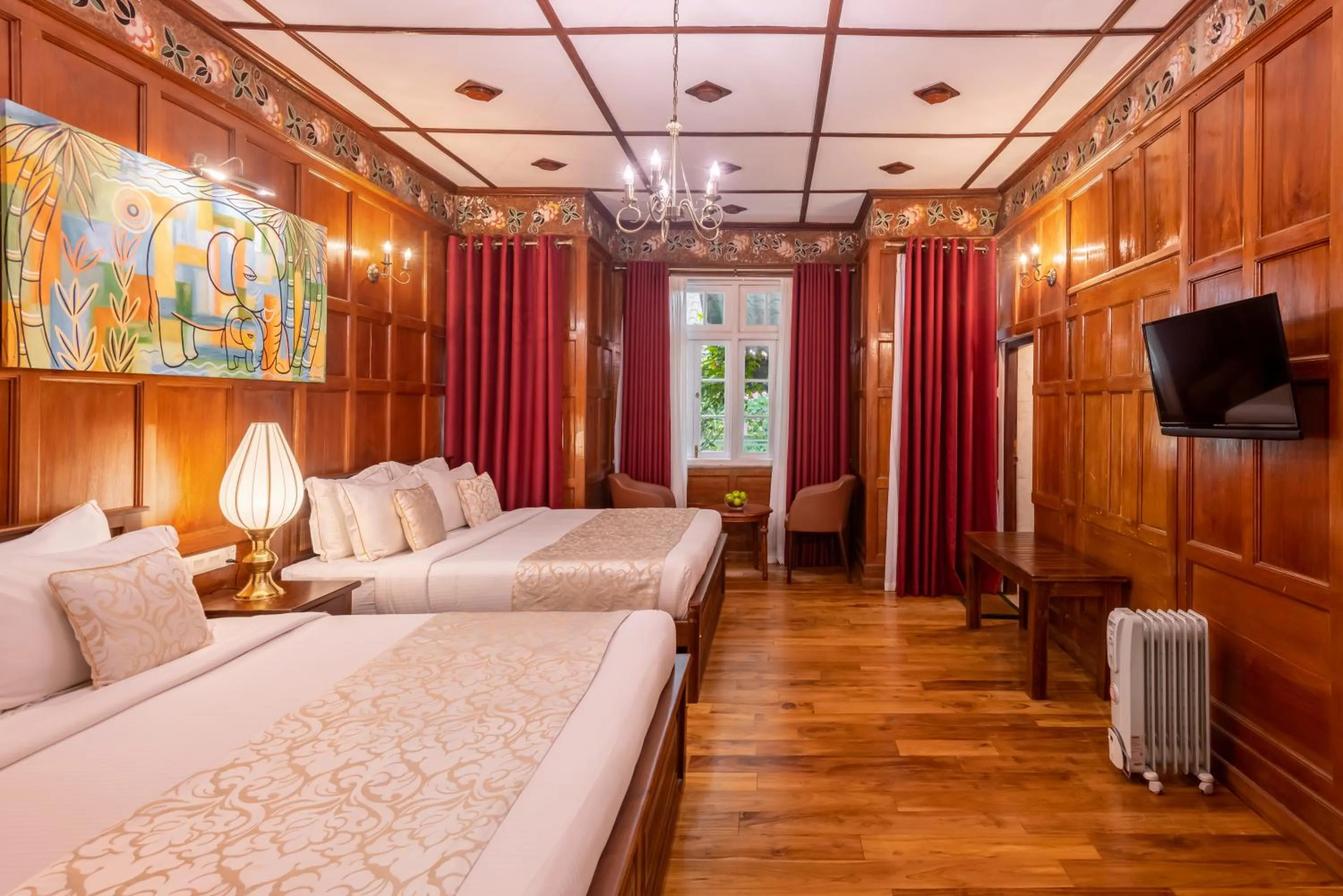 Bedroom, Bed in Mirage Kings Cottage