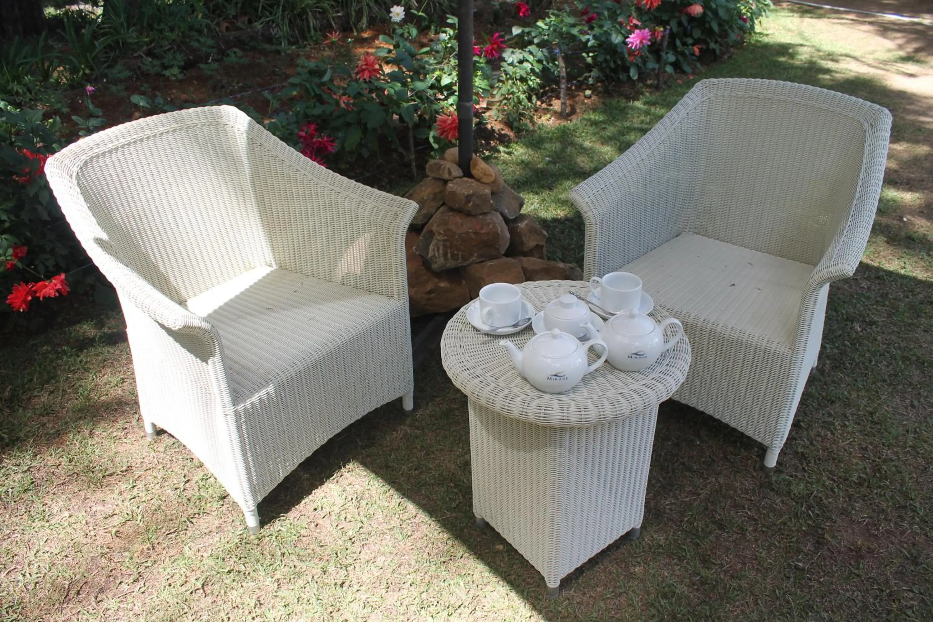 Garden in Mirage Kings Cottage