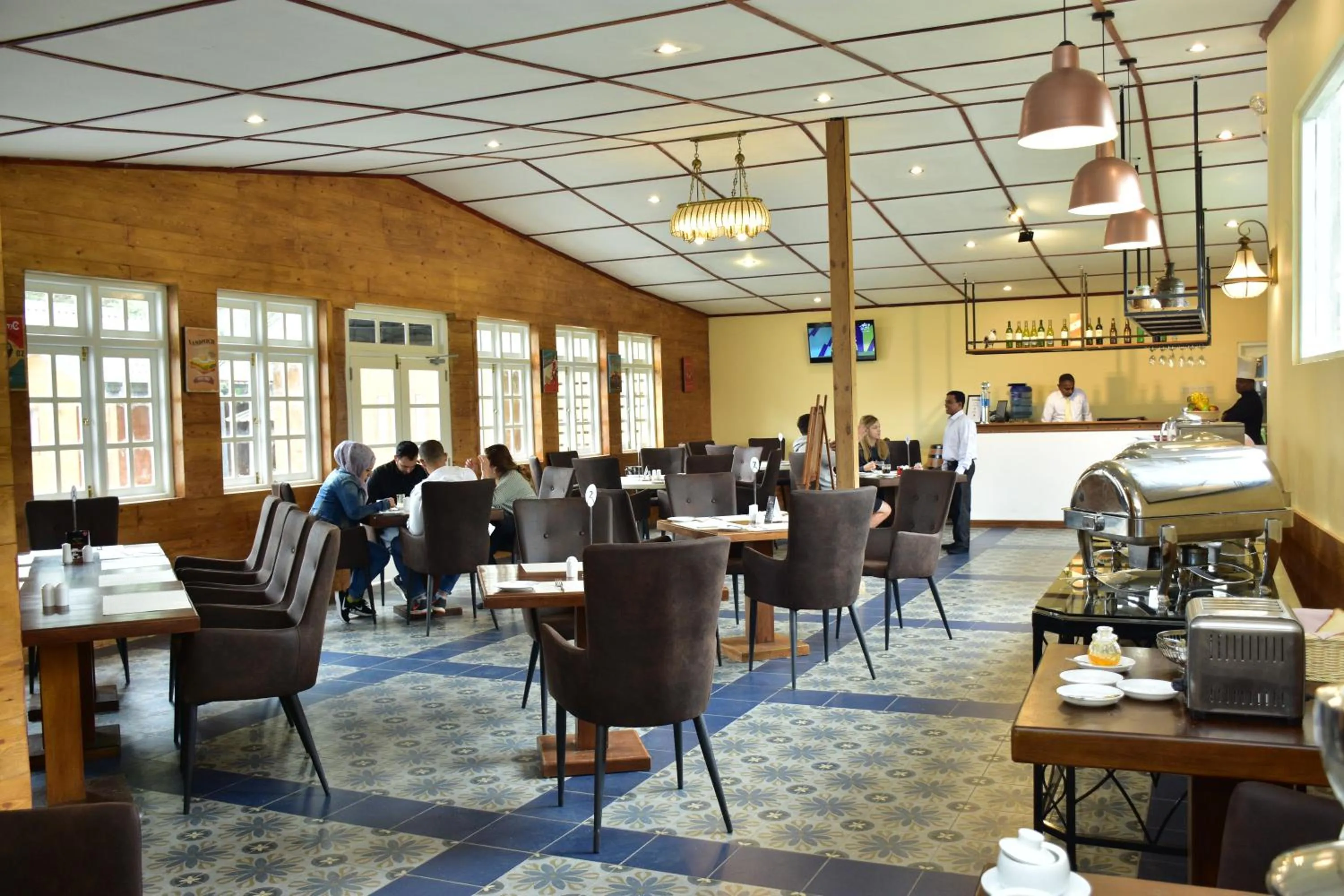 Restaurant/places to eat in Mirage Kings Cottage