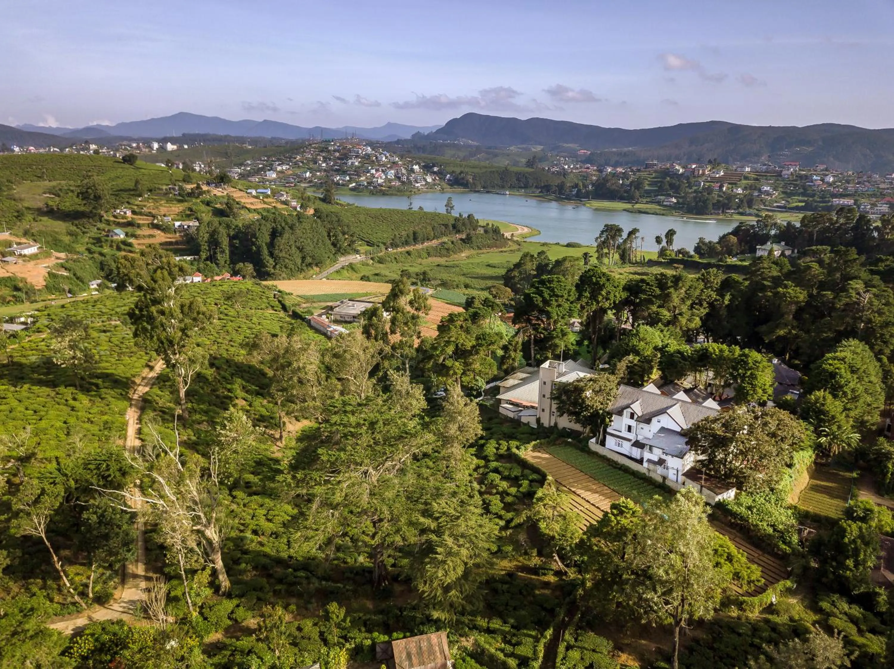 Property building in Mirage Kings Cottage