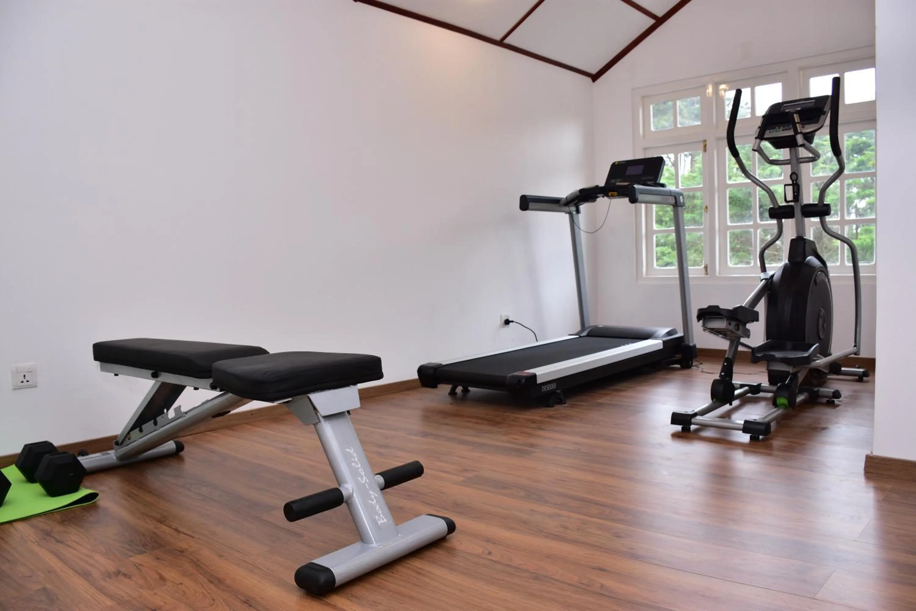 Fitness centre/facilities in Mirage Kings Cottage