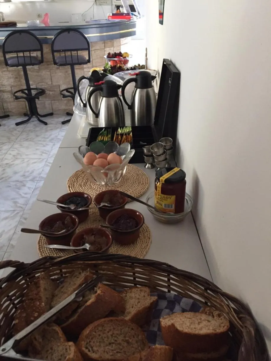 Coffee/tea facilities in Alkyonides Boutique Hotel