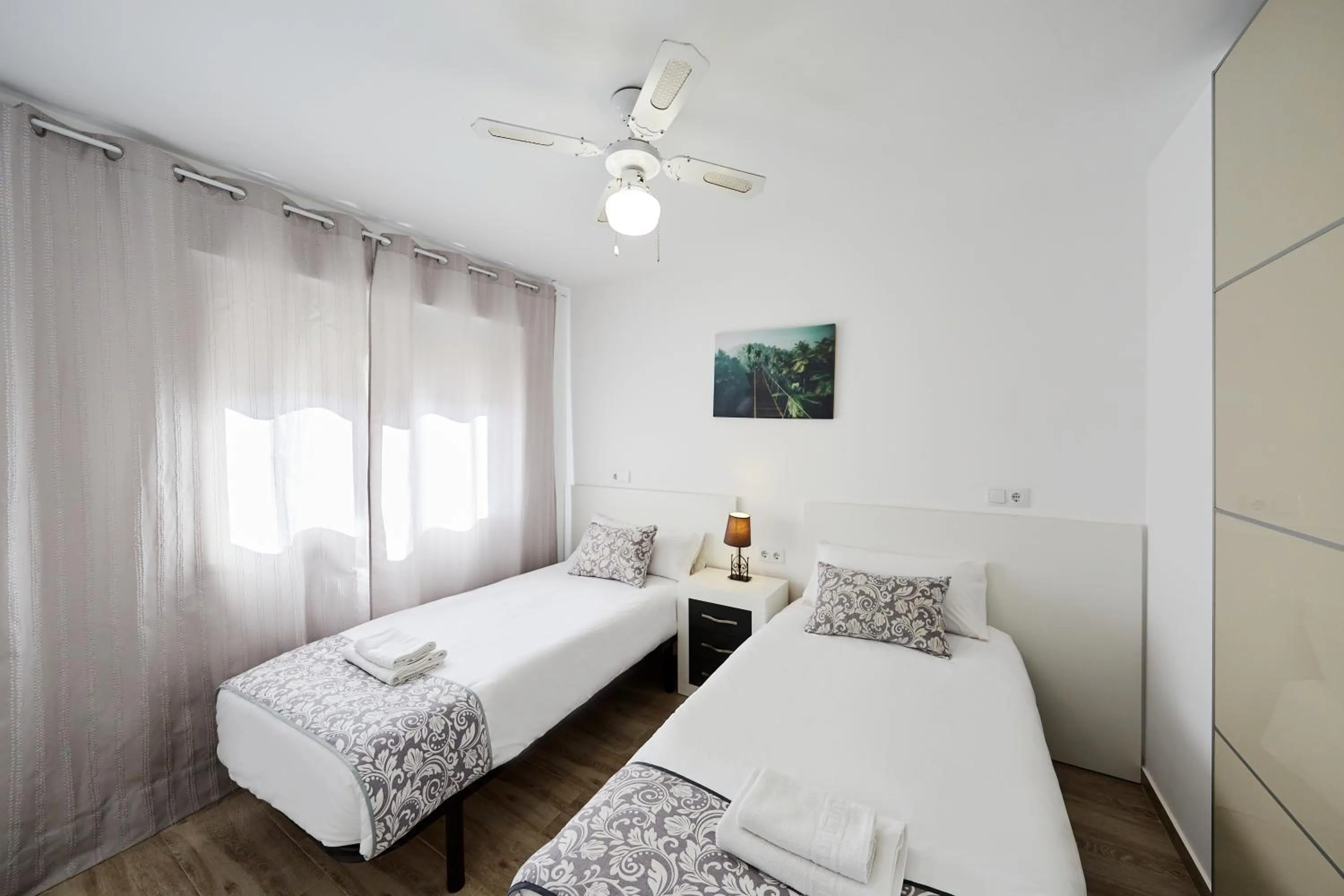 Bed in Sonrisa Apartments