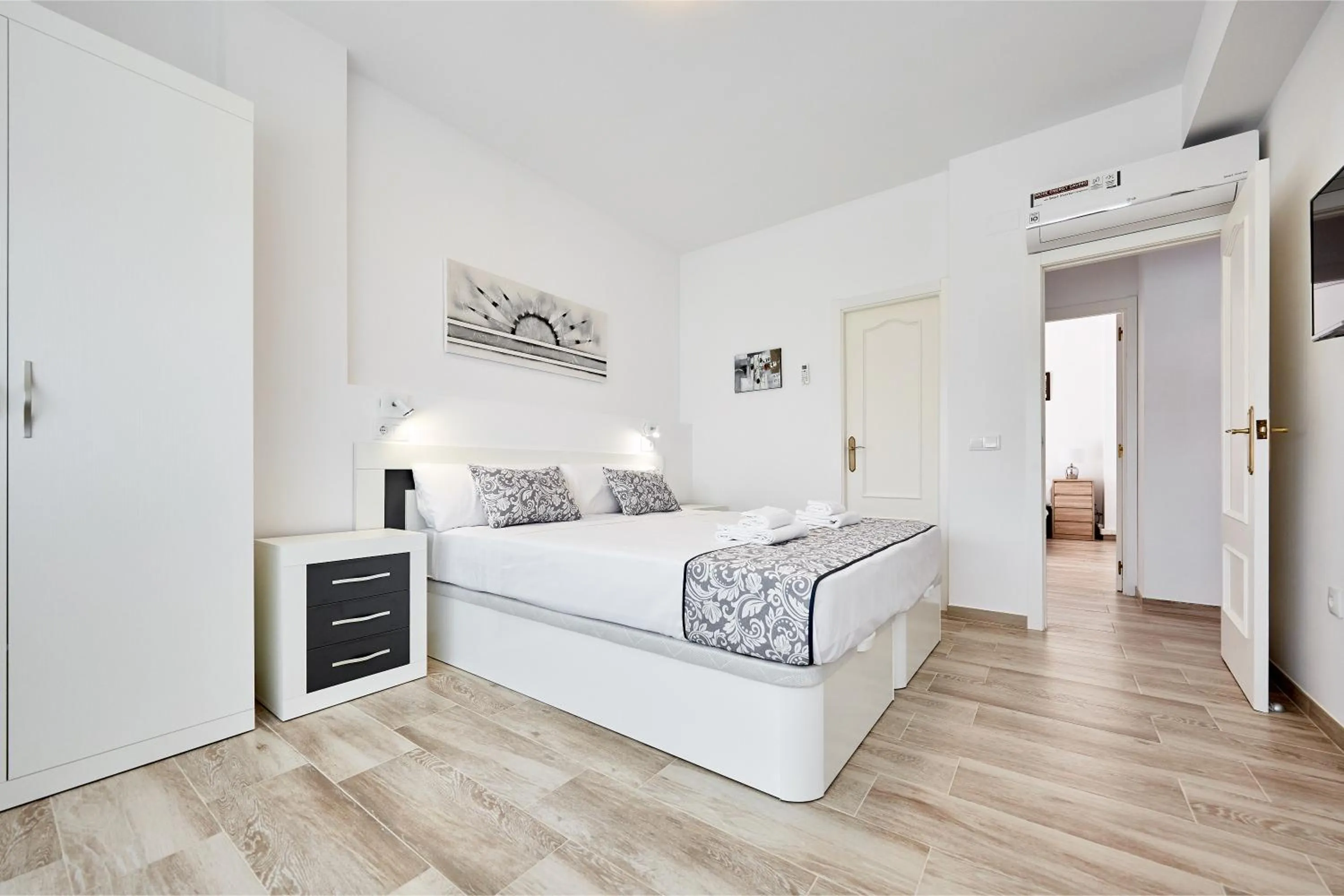 Bed in Sonrisa Apartments