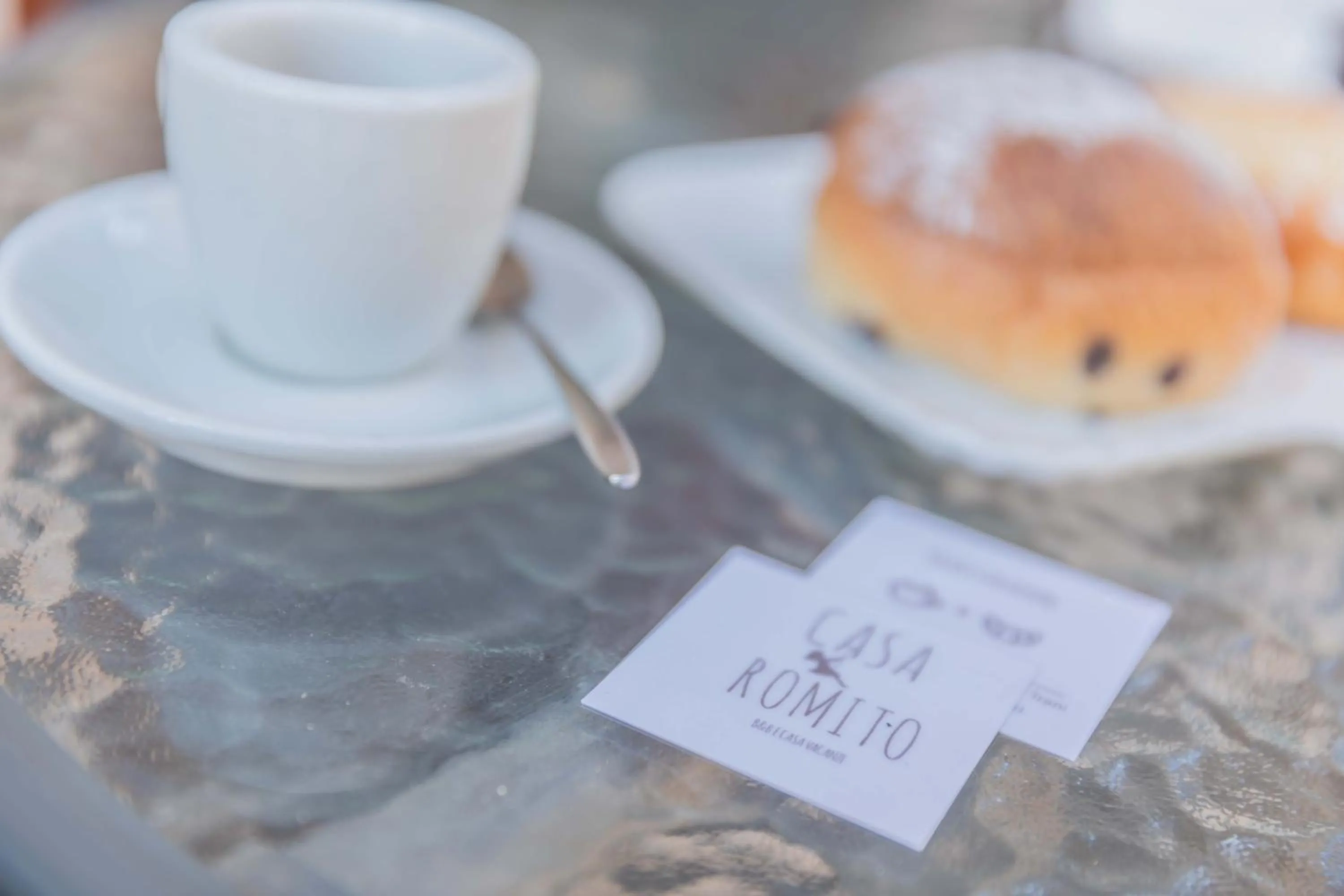 Italian breakfast in Casa Romito