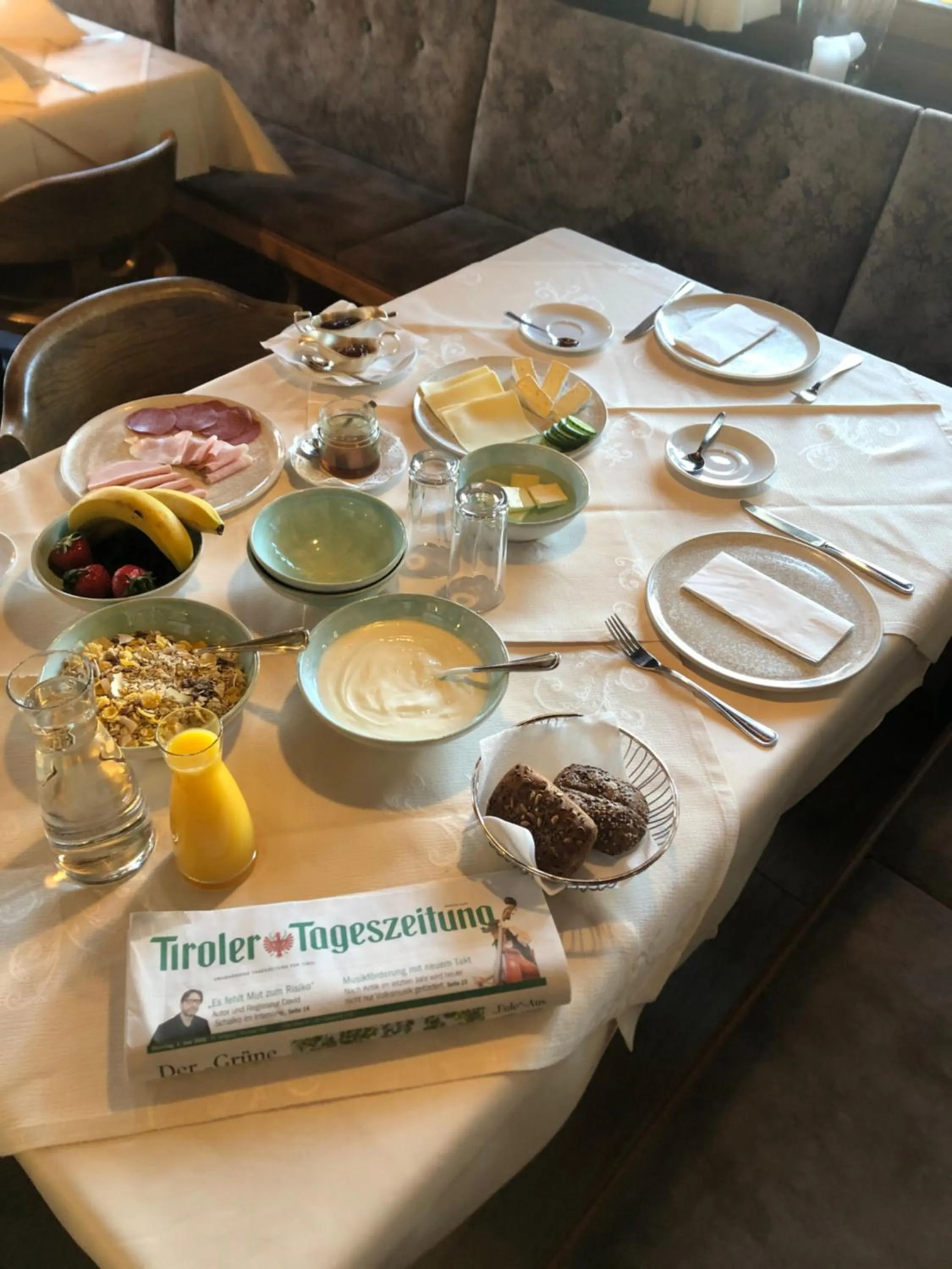 Breakfast in Tiroler Weinstube