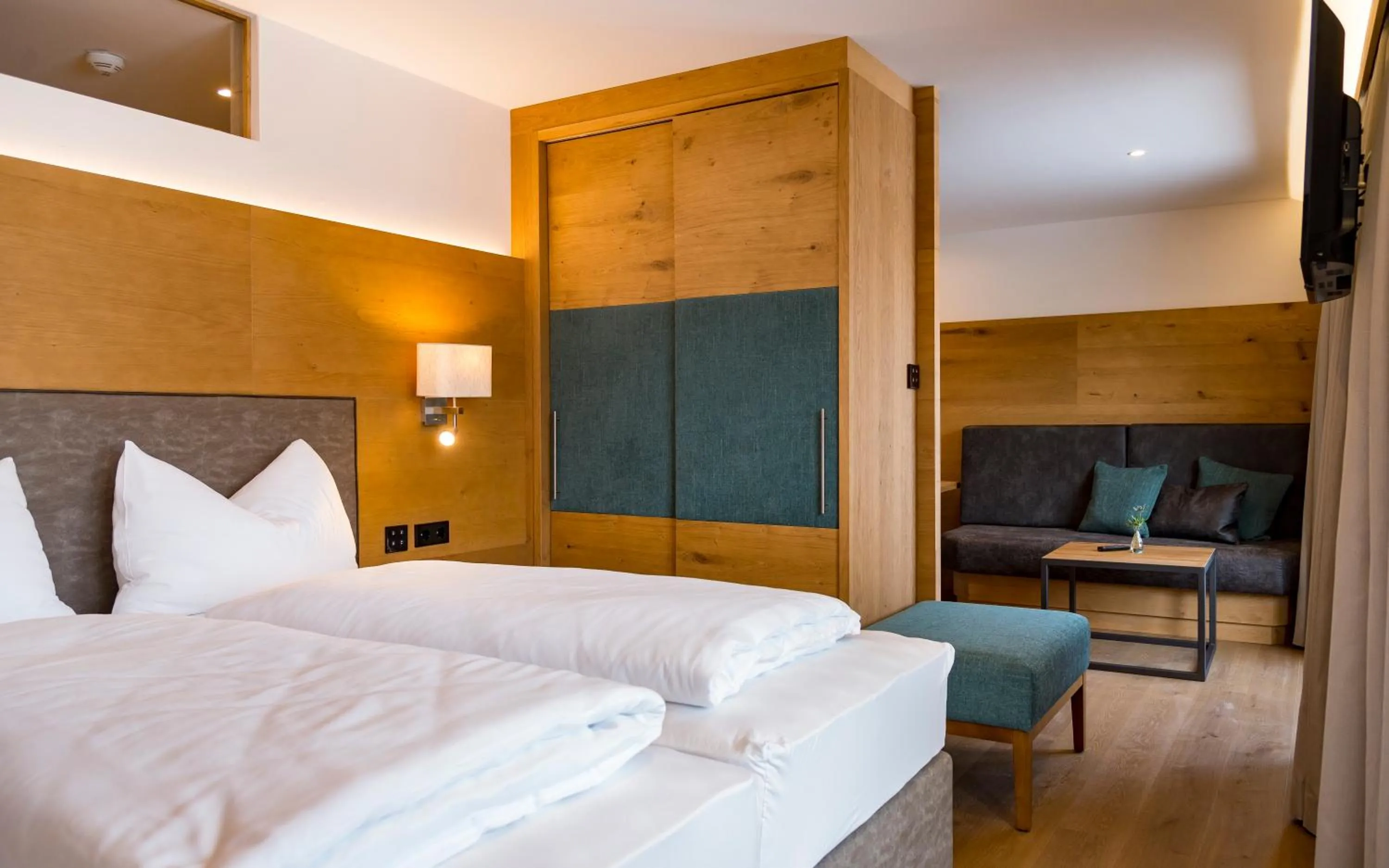 Bedroom, Bed in Tiroler Weinstube