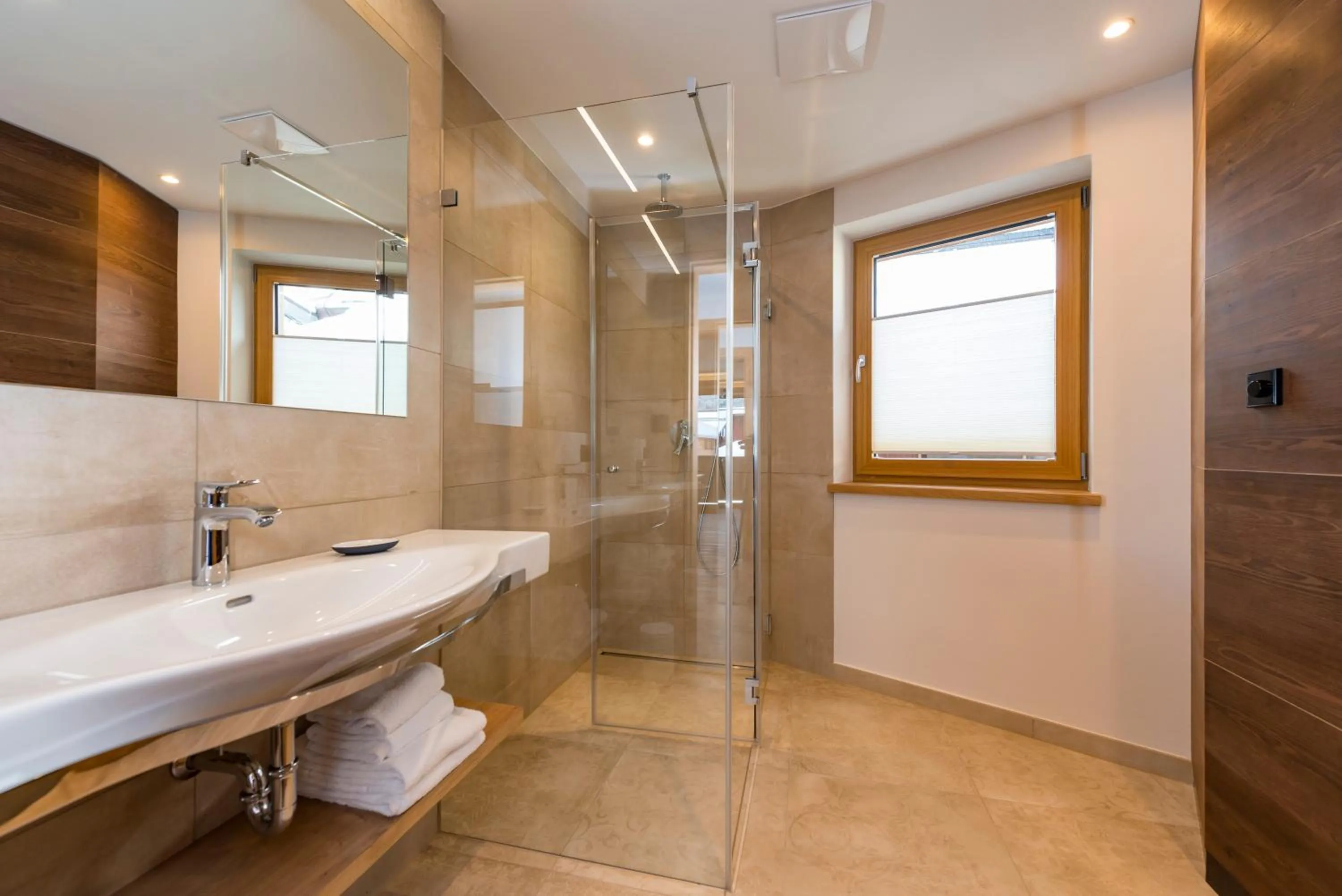 Bathroom in Tiroler Weinstube