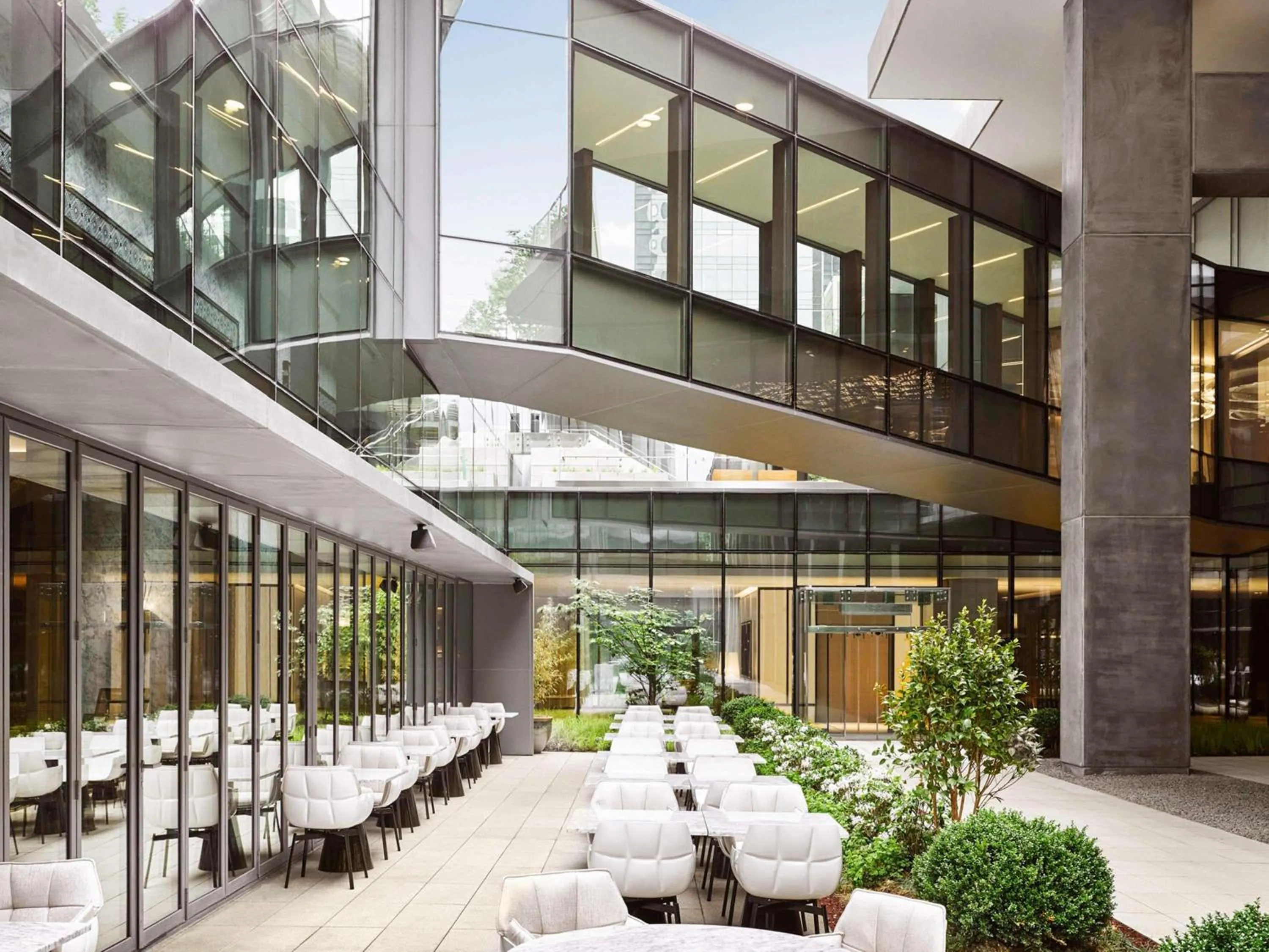 Restaurant/places to eat in Fairmont Quasar Istanbul Hotel