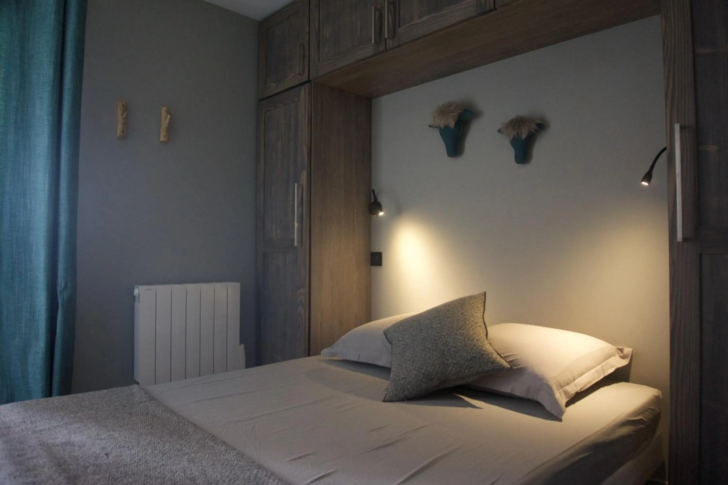 Bedroom, Bed in Au Selaou 34
