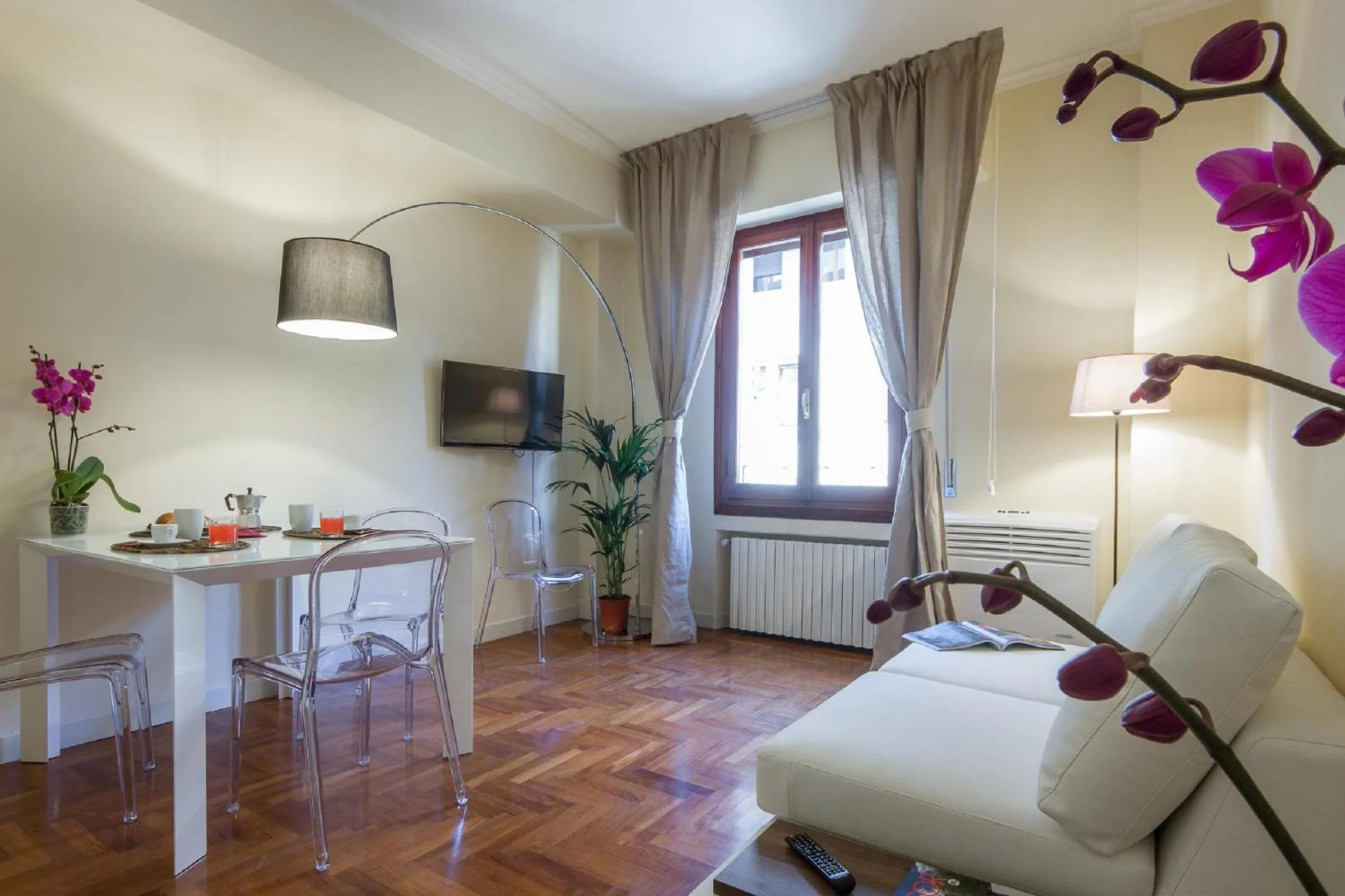 Living room in Apartments Florence - Le Por Santa Maria