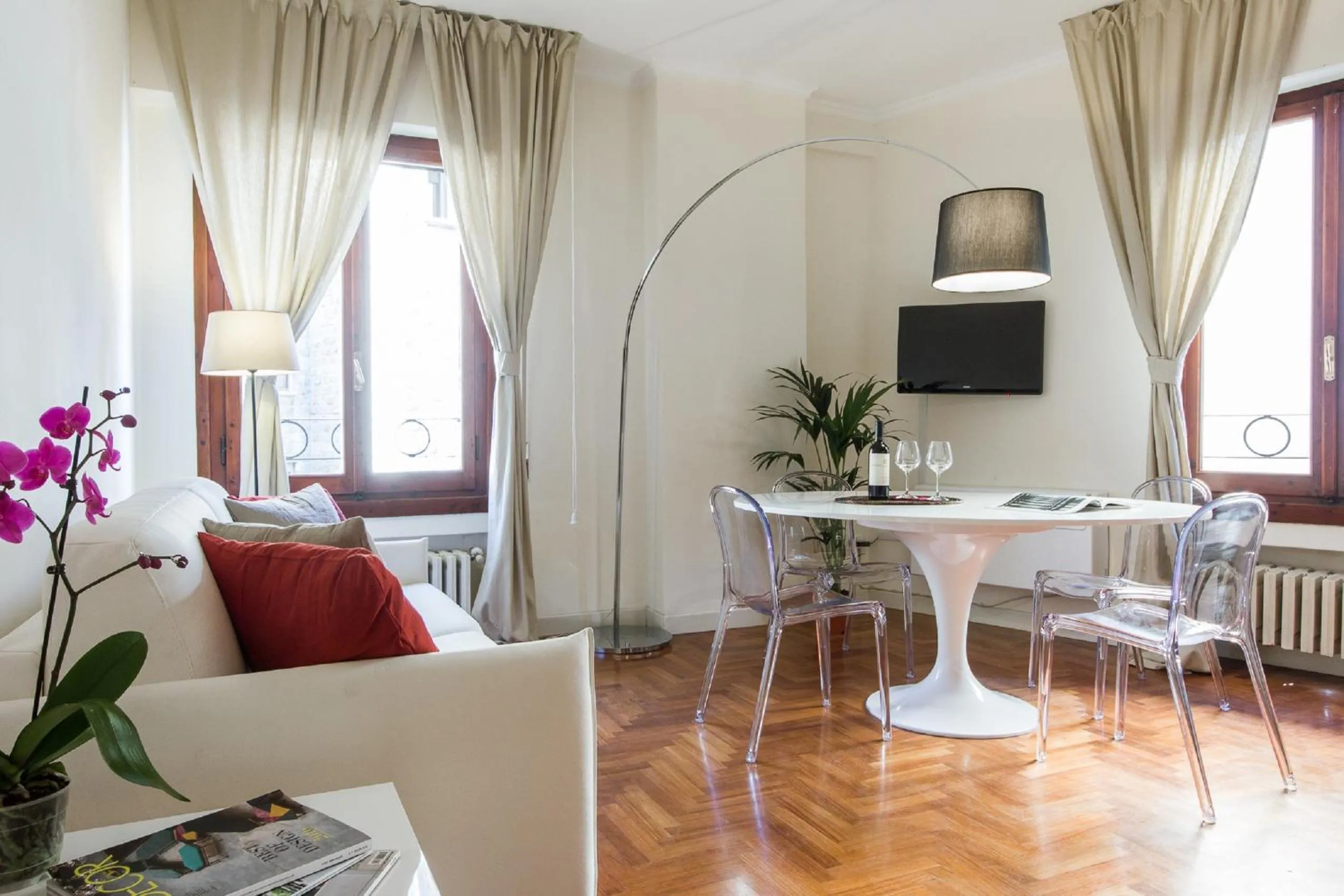 Living room in Apartments Florence - Le Por Santa Maria