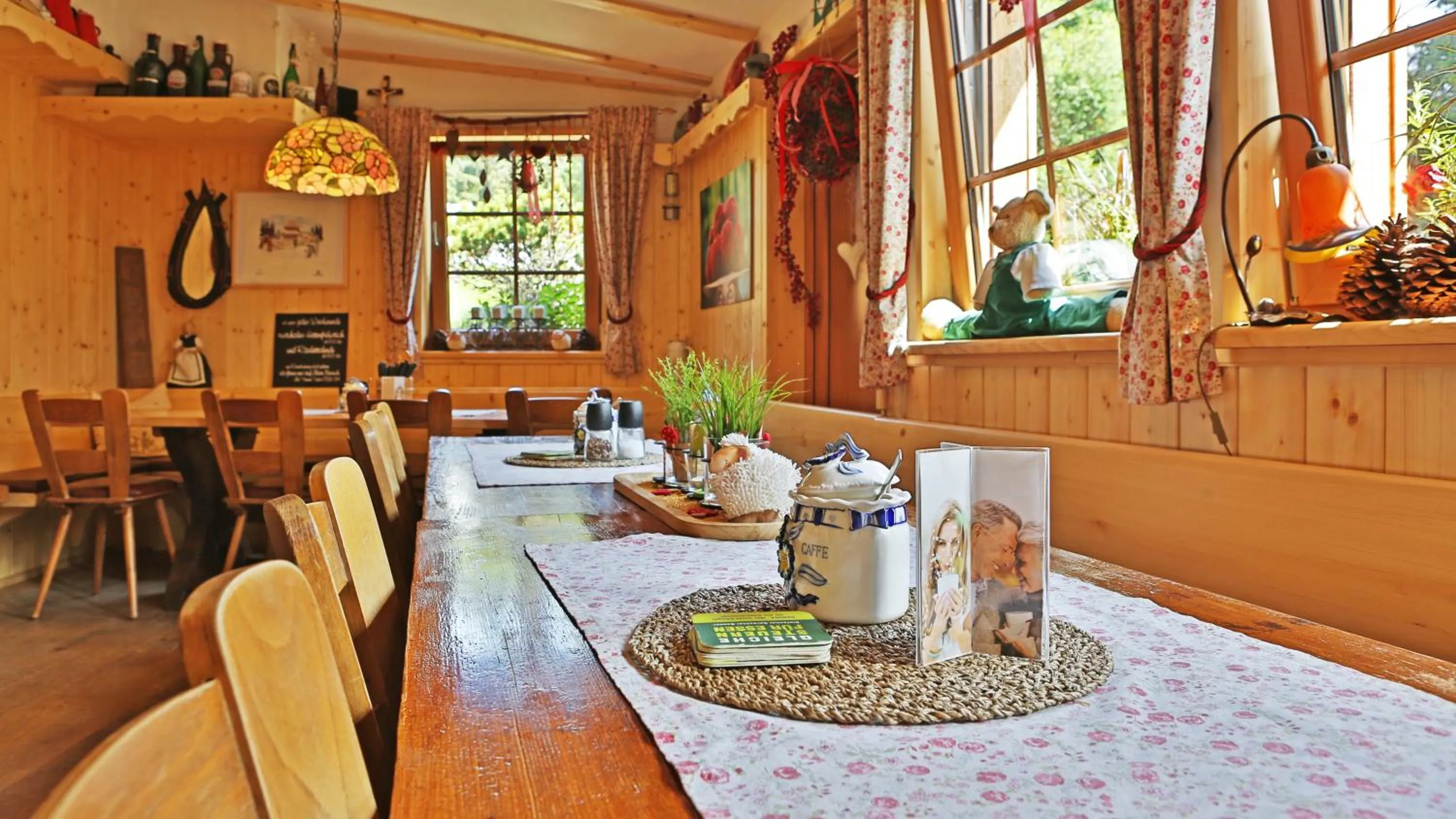 Restaurant/places to eat in Zur grossen Tanne