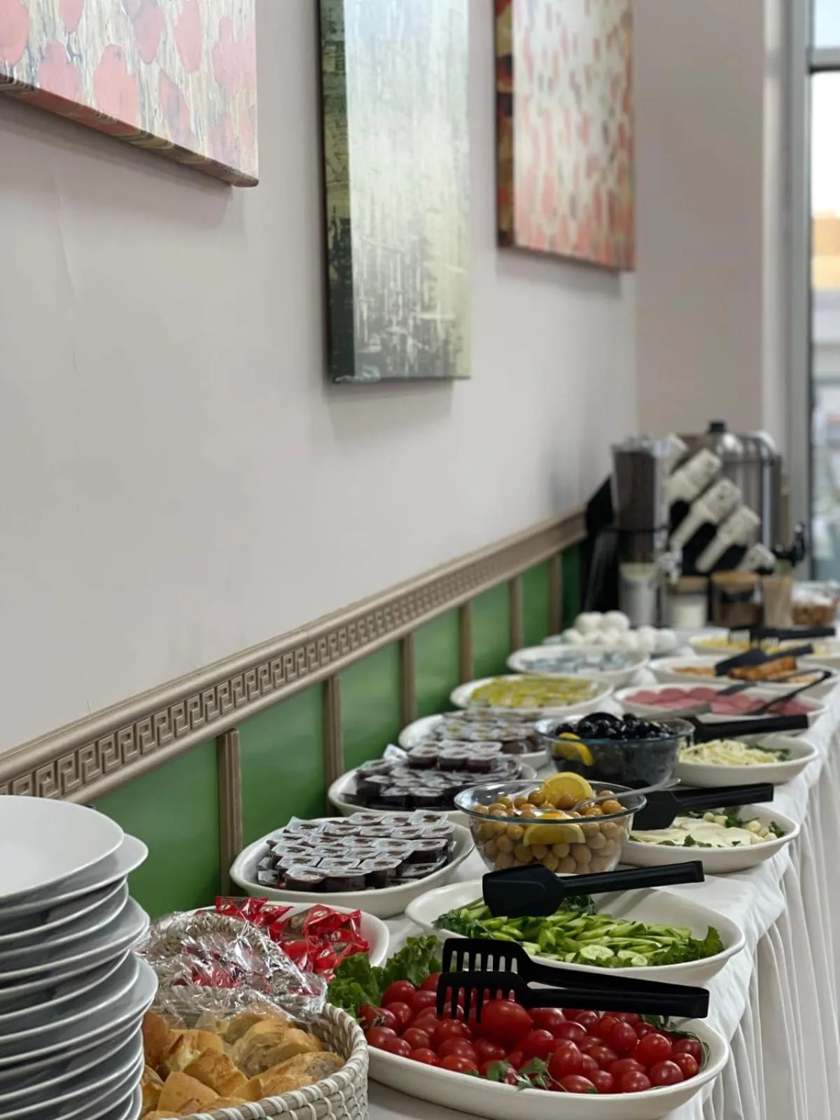 Breakfast in My House N5 Suites Hotel