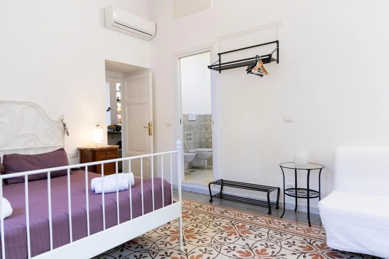 Bedroom, Bed in B&B Domus Aurea