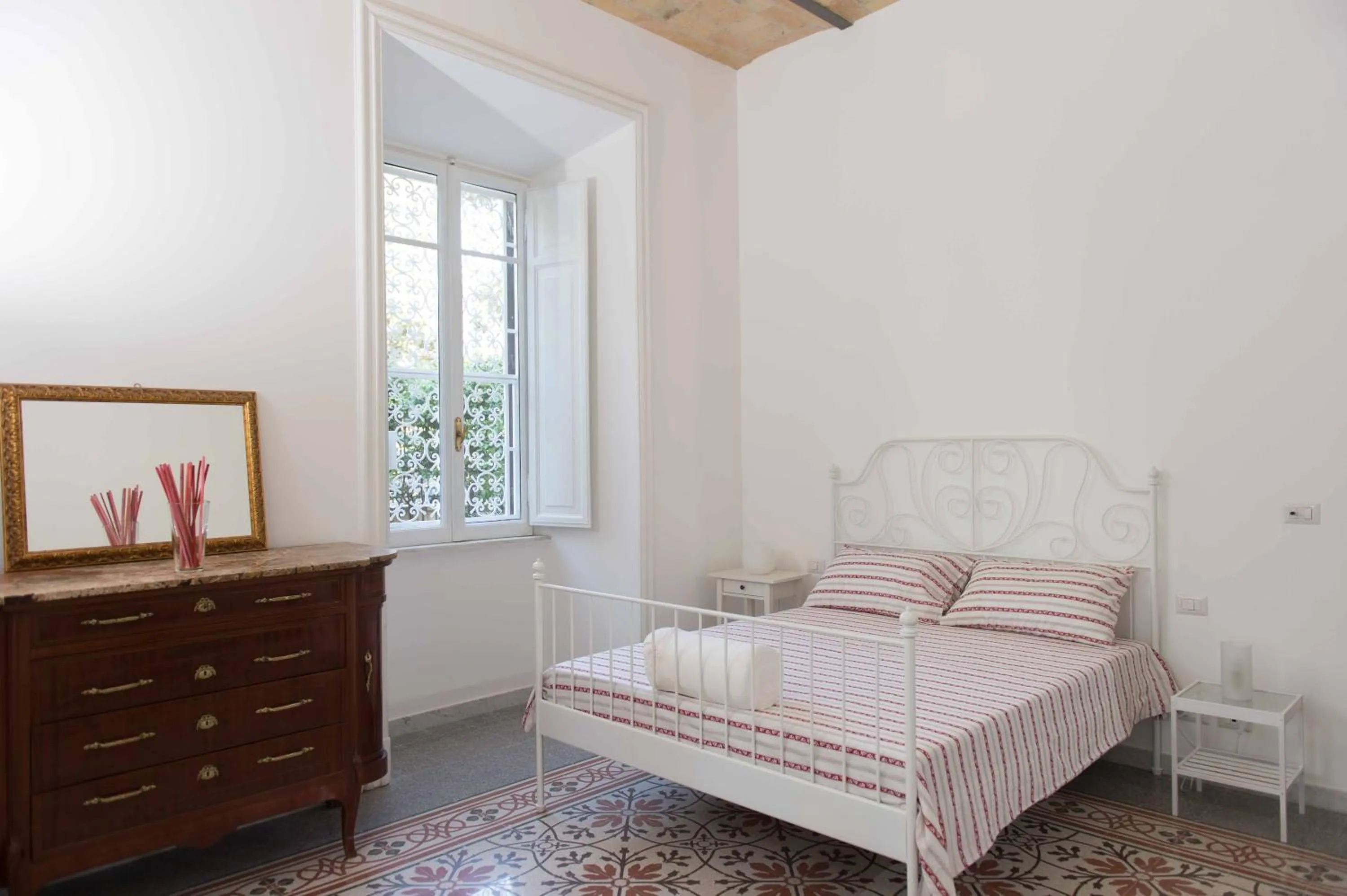 Photo of the whole room, Bed in B&B Domus Aurea