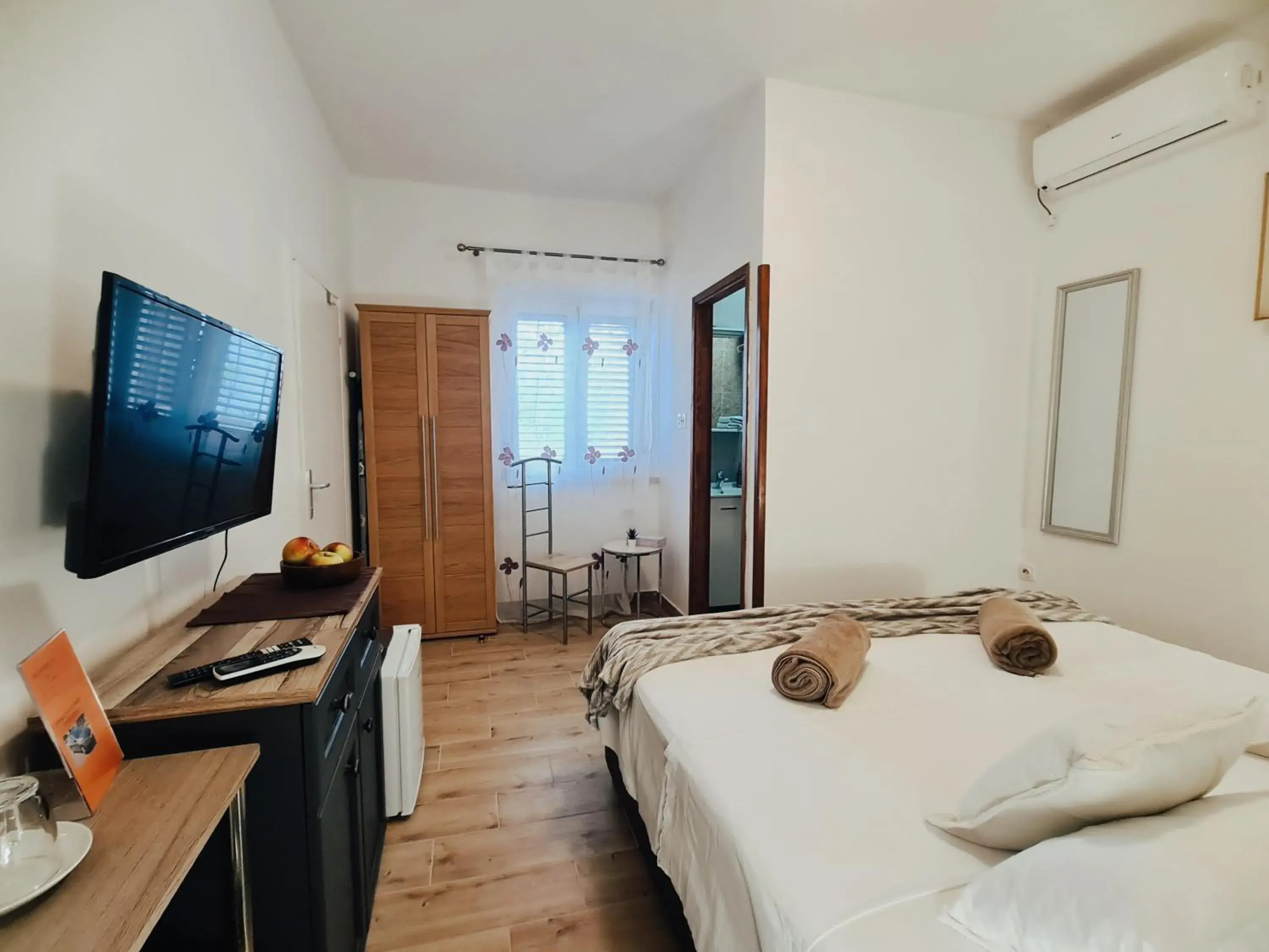 Superior Double or Twin Room with Terrace in Rooms Monika Superior Double or Twin Room with Terrace in Rooms Monika