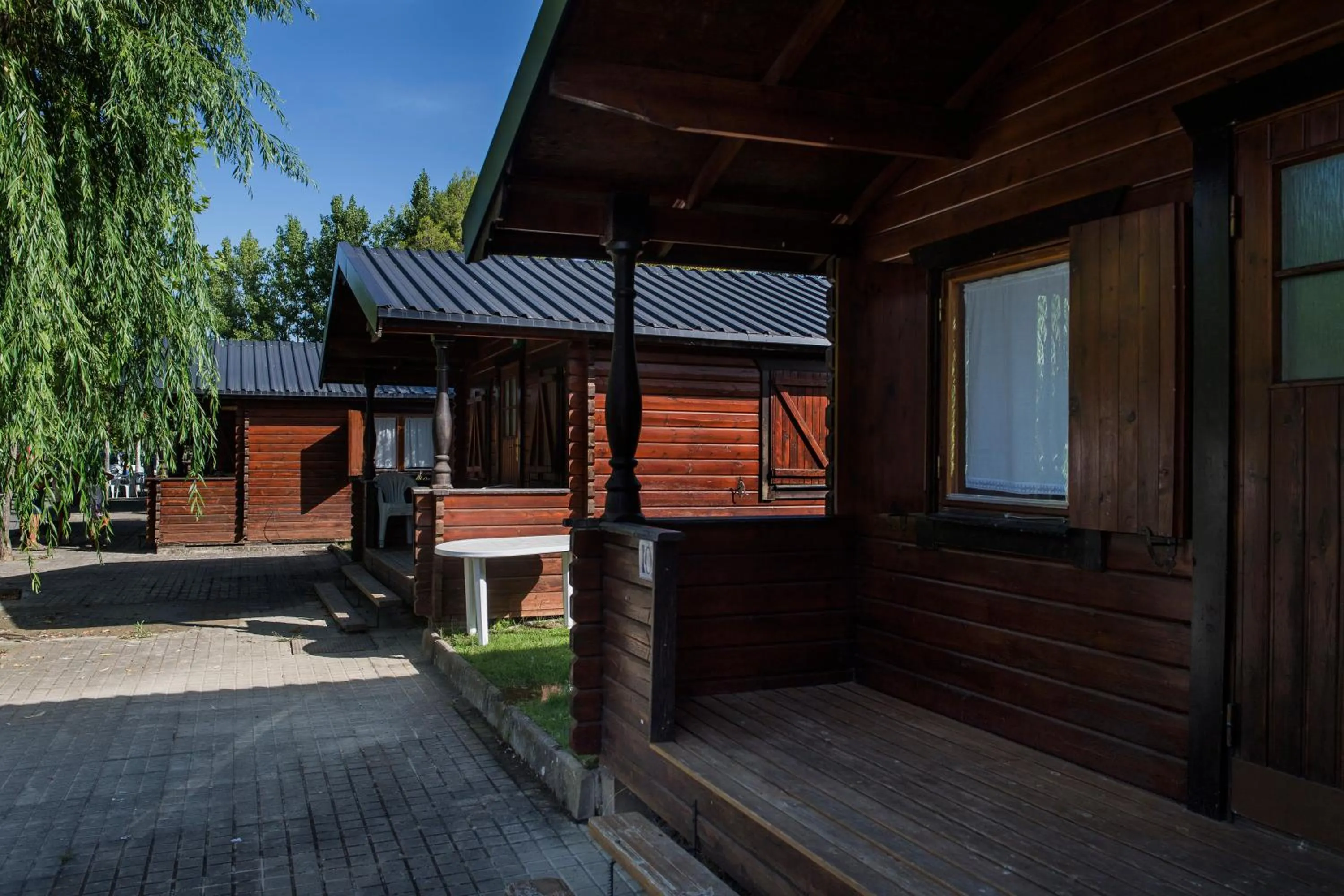Photo of the whole room in La Pedanía Hotel Y Bungalows - Ligüerre de Cinca