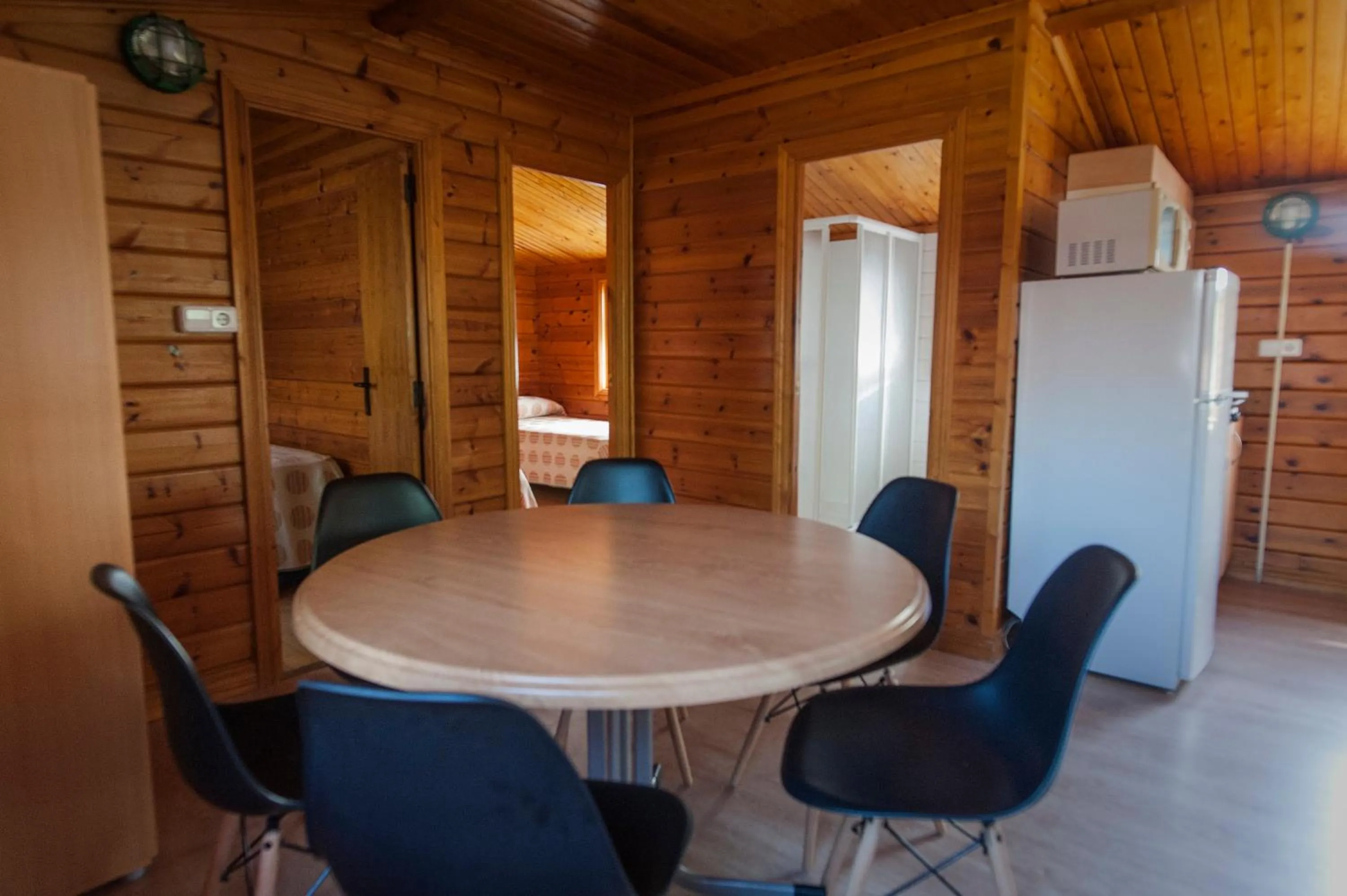 Kitchen or kitchenette in La Pedanía Hotel Y Bungalows - Ligüerre de Cinca