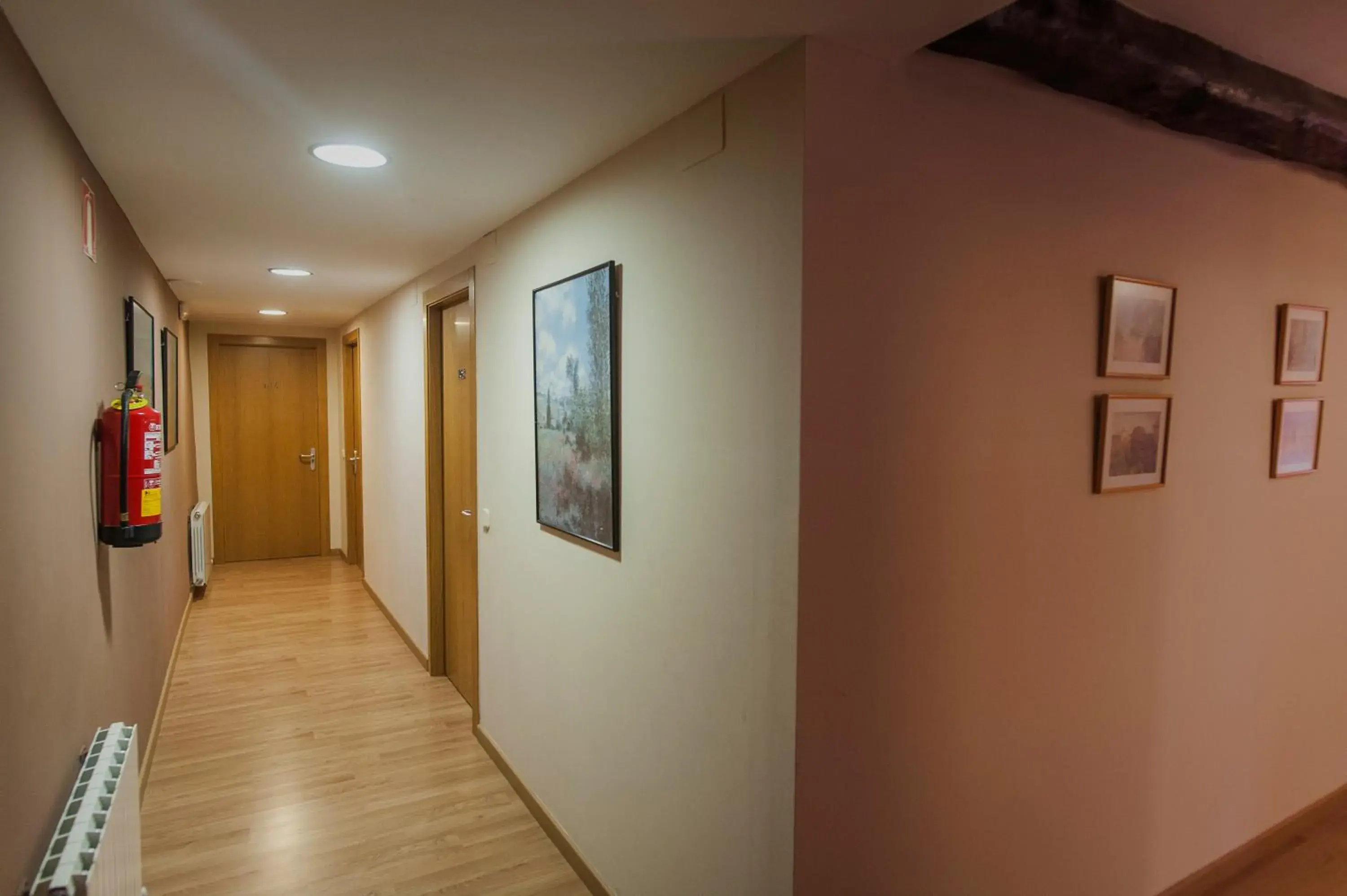 Property building in La Pedanía Hotel Y Bungalows - Ligüerre de Cinca Property building in La Pedanía Hotel Y Bungalows - Ligüerre de Cinca