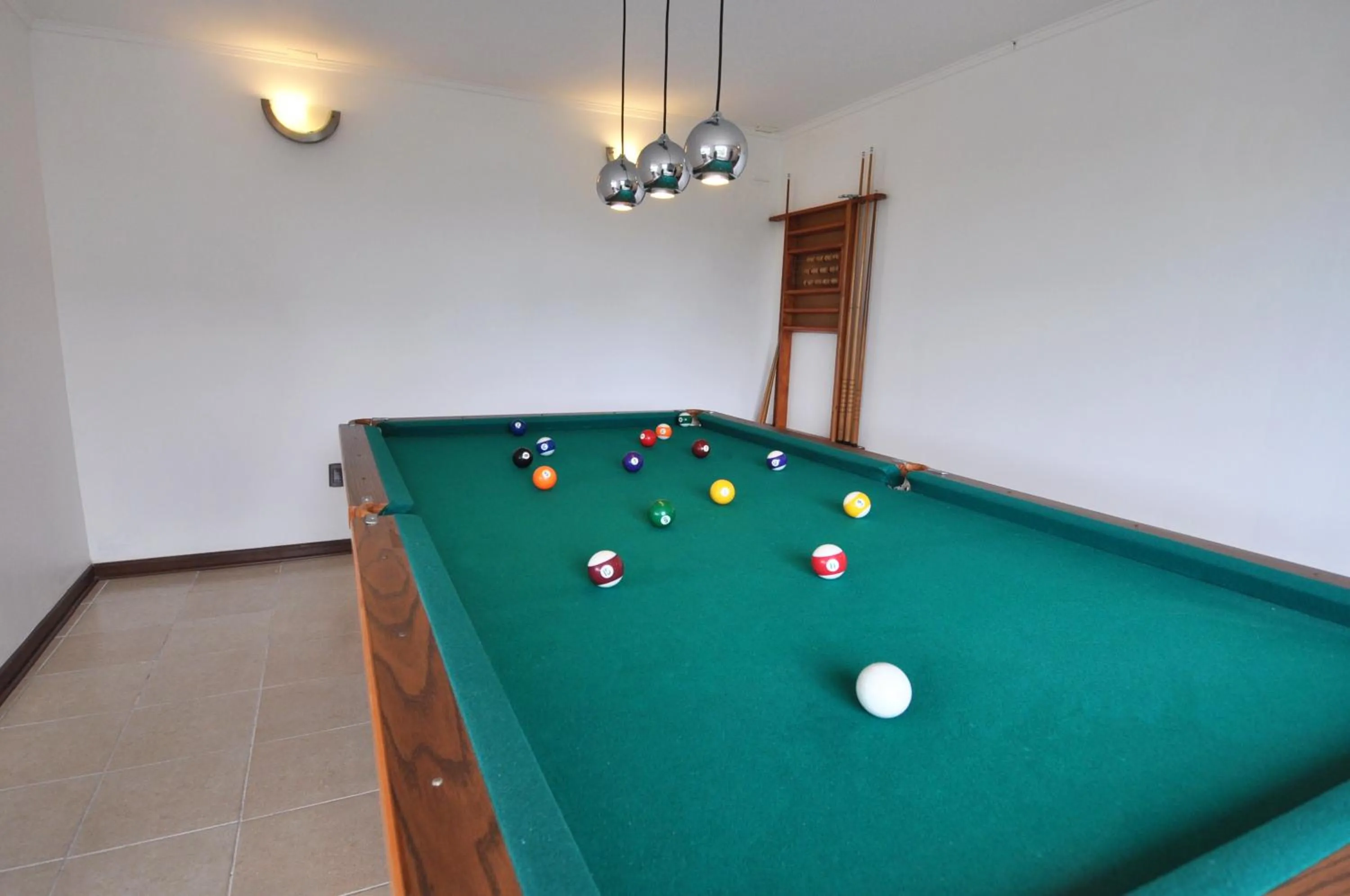 Billiard in Kai Bed and Breakfast