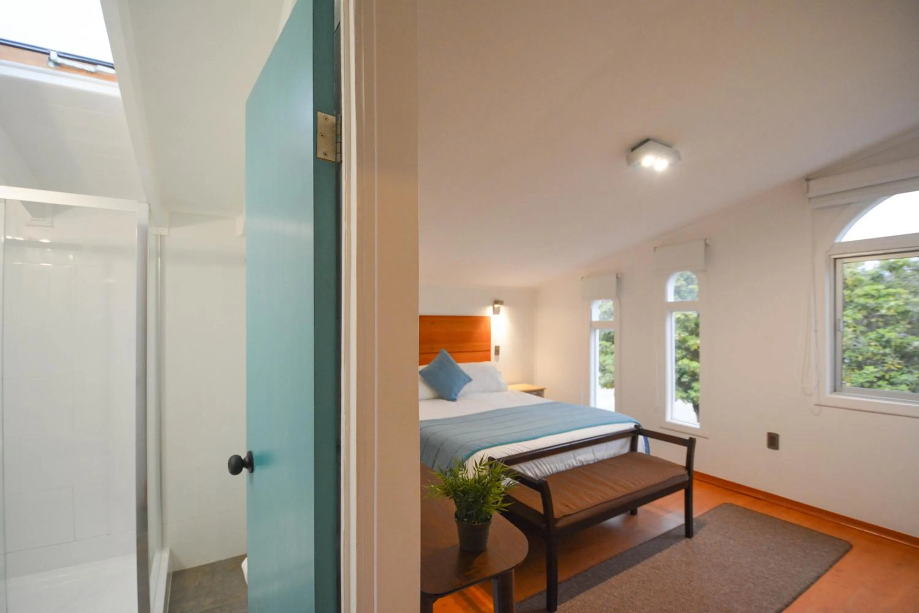 Photo of the whole room, Bed in Kai Bed and Breakfast