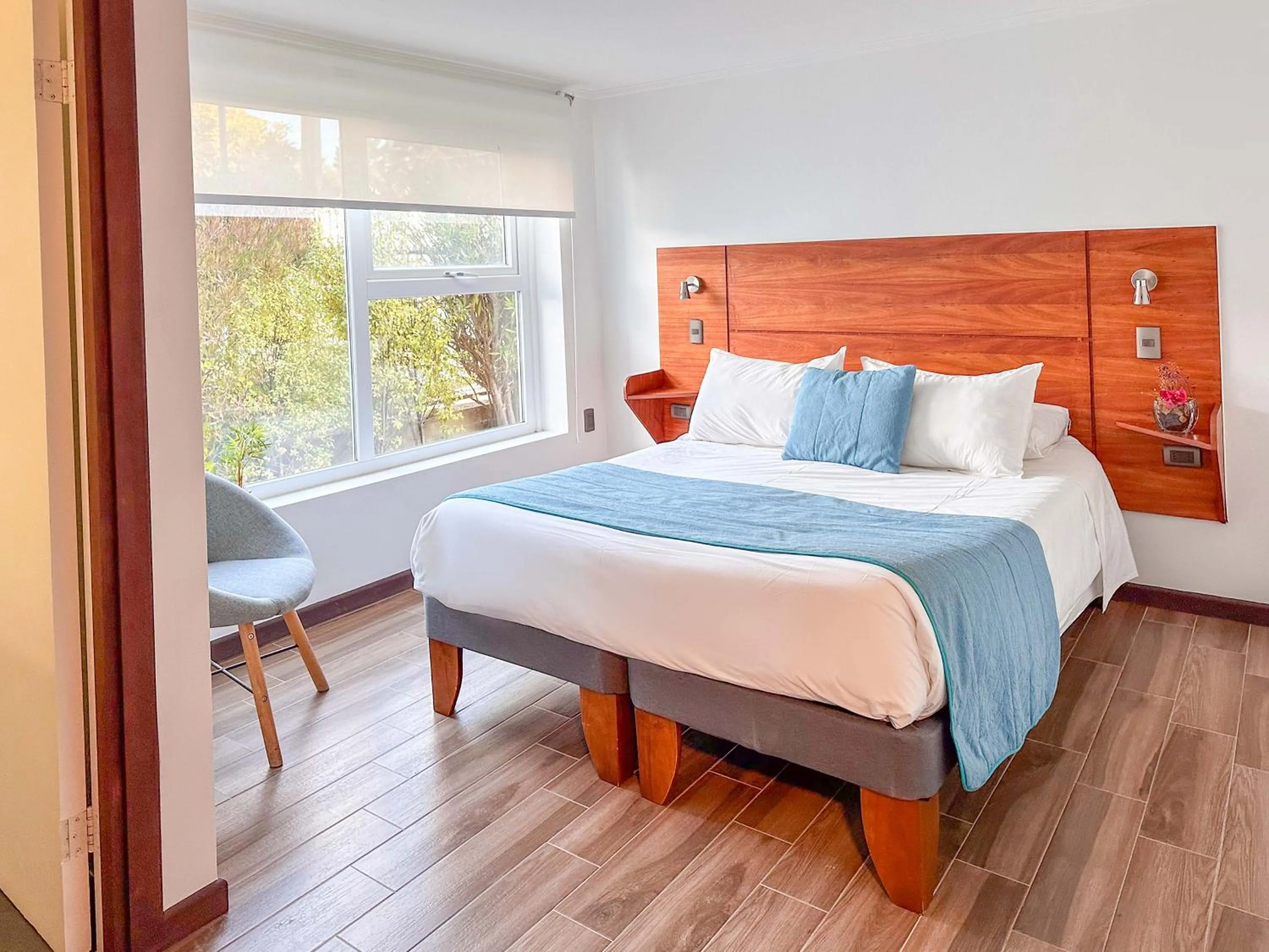 Photo of the whole room, Bed in Kai Bed and Breakfast