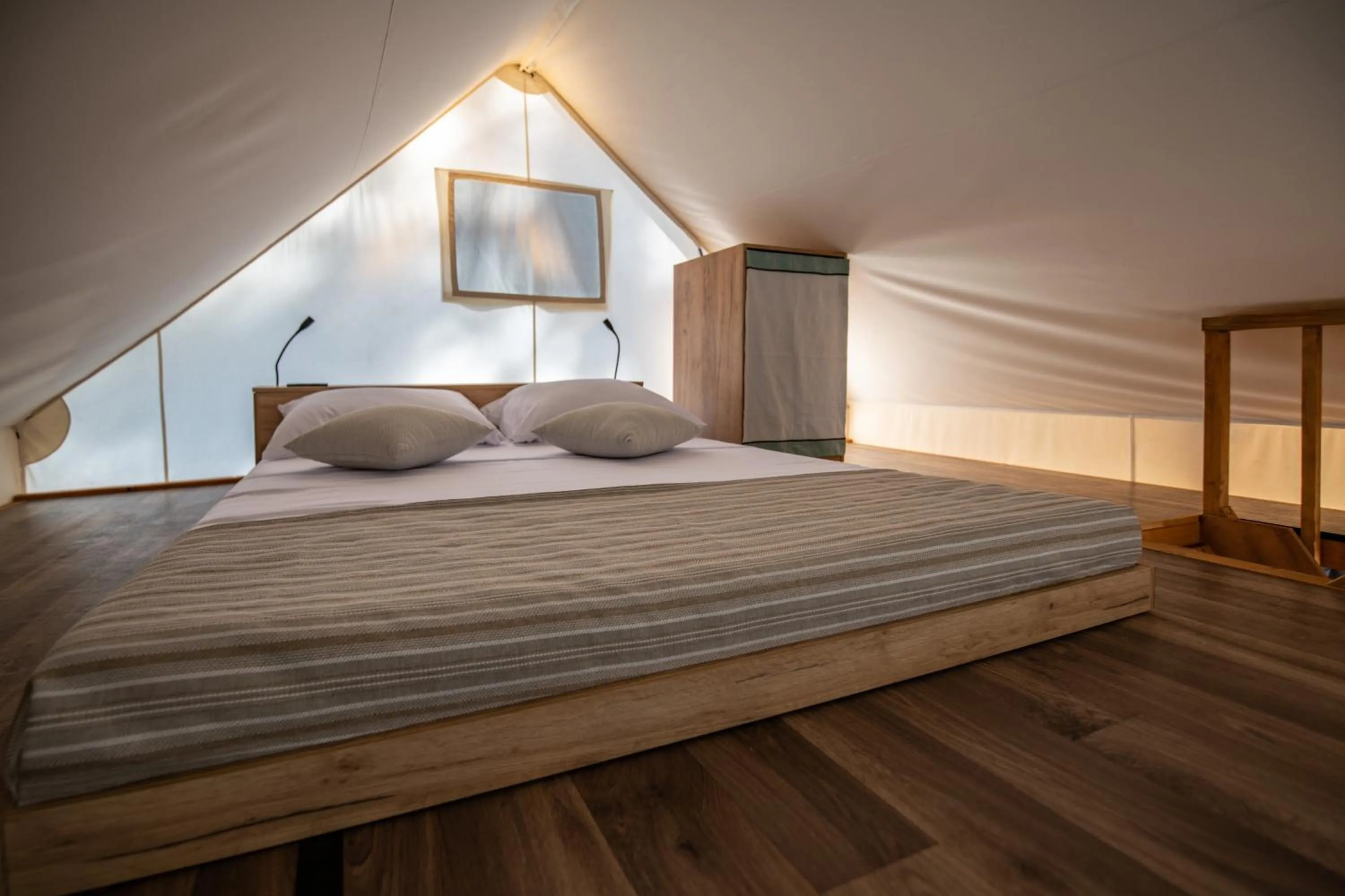 Bed in Arena Stoja Camping Homes