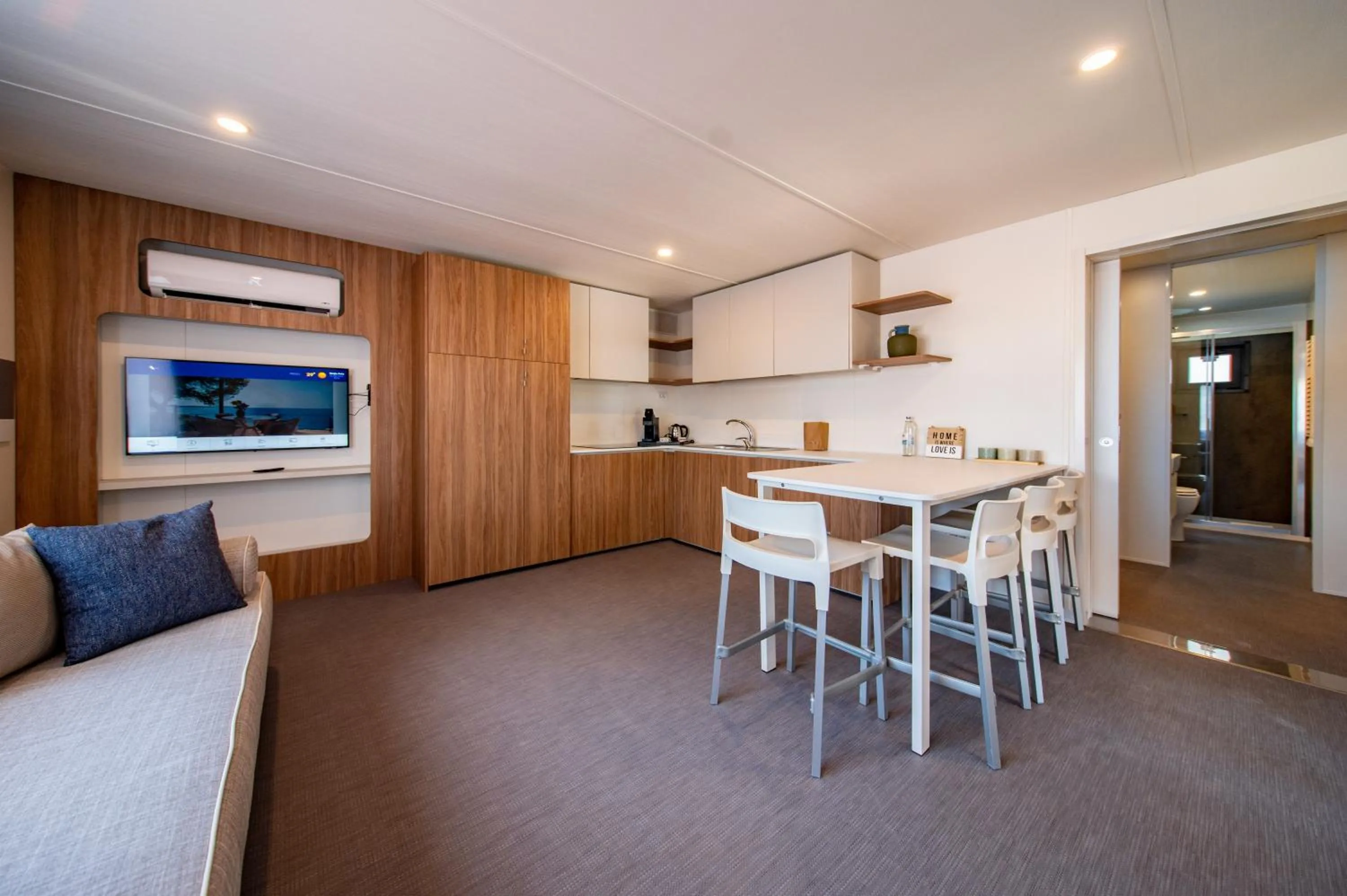 TV and multimedia in Arena Stoja Camping Homes