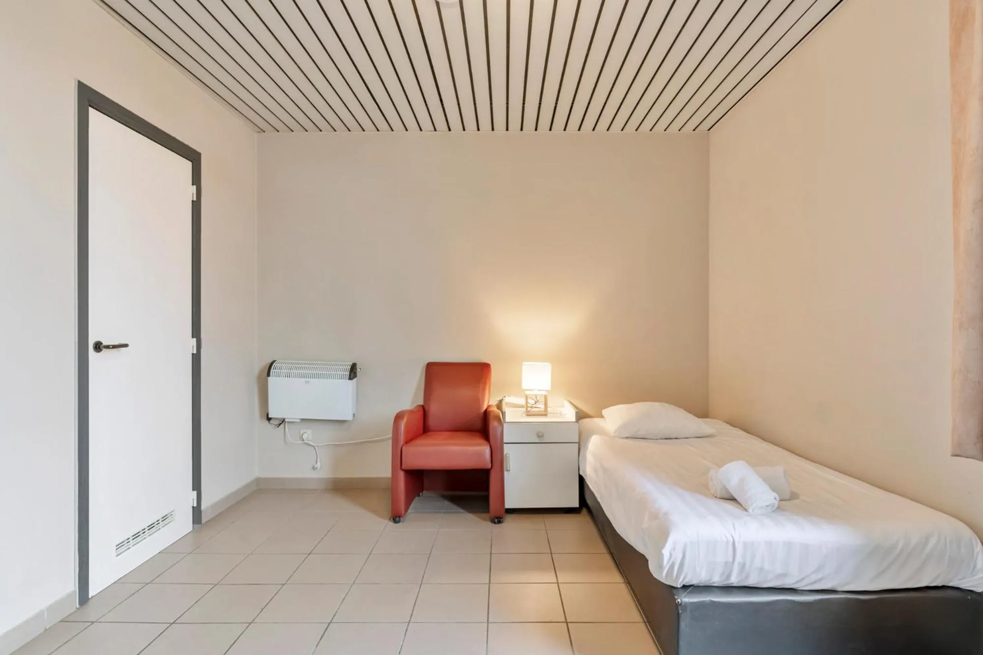 Bed in Budget Flats Leuven