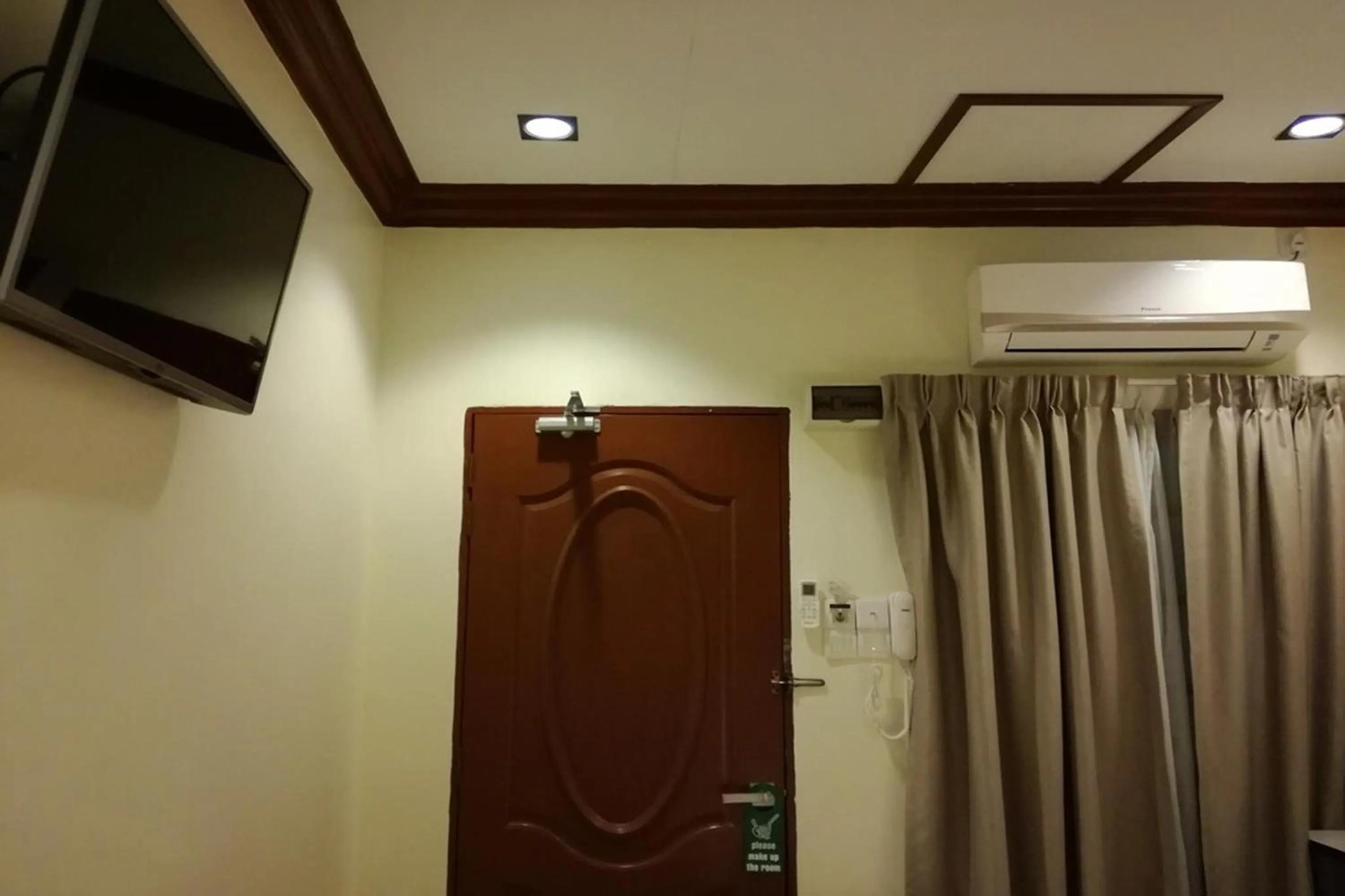 Bedroom in AlSafina Kijal Beach Resort & Restaurant