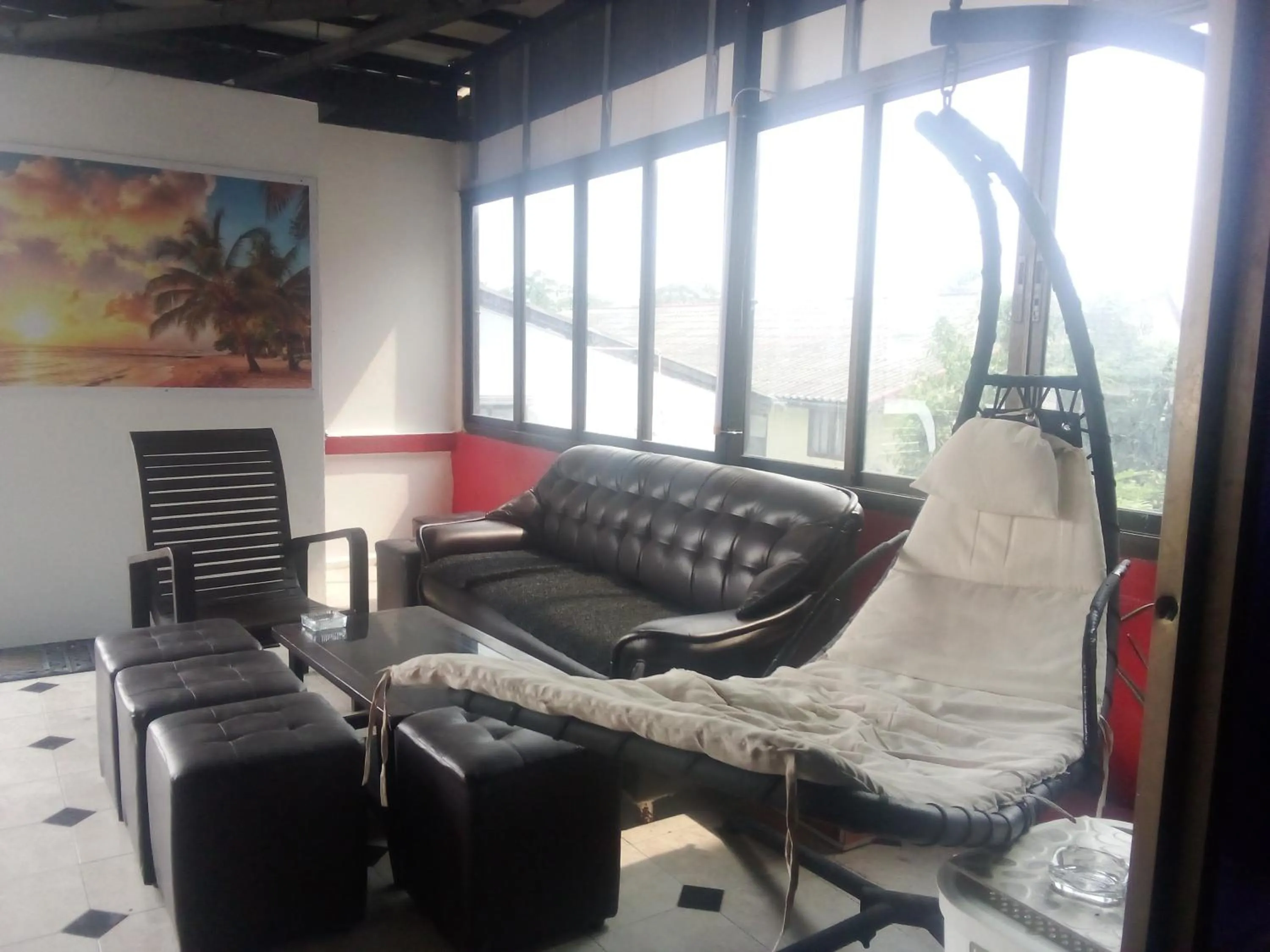 BEN & LEK GUESTHOUSE