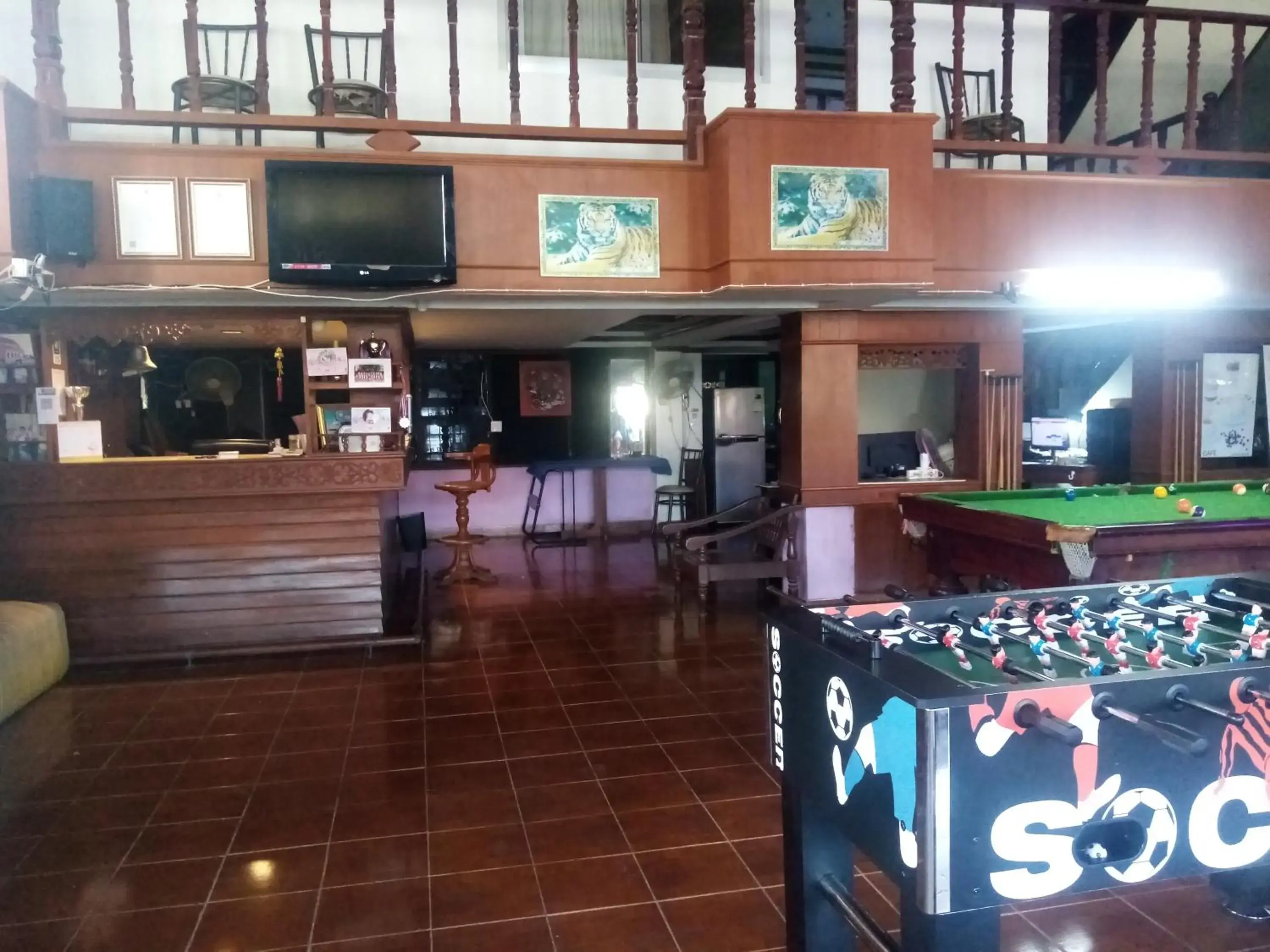 Lounge or bar in BEN & LEK GUESTHOUSE Lounge or bar in BEN & LEK GUESTHOUSE