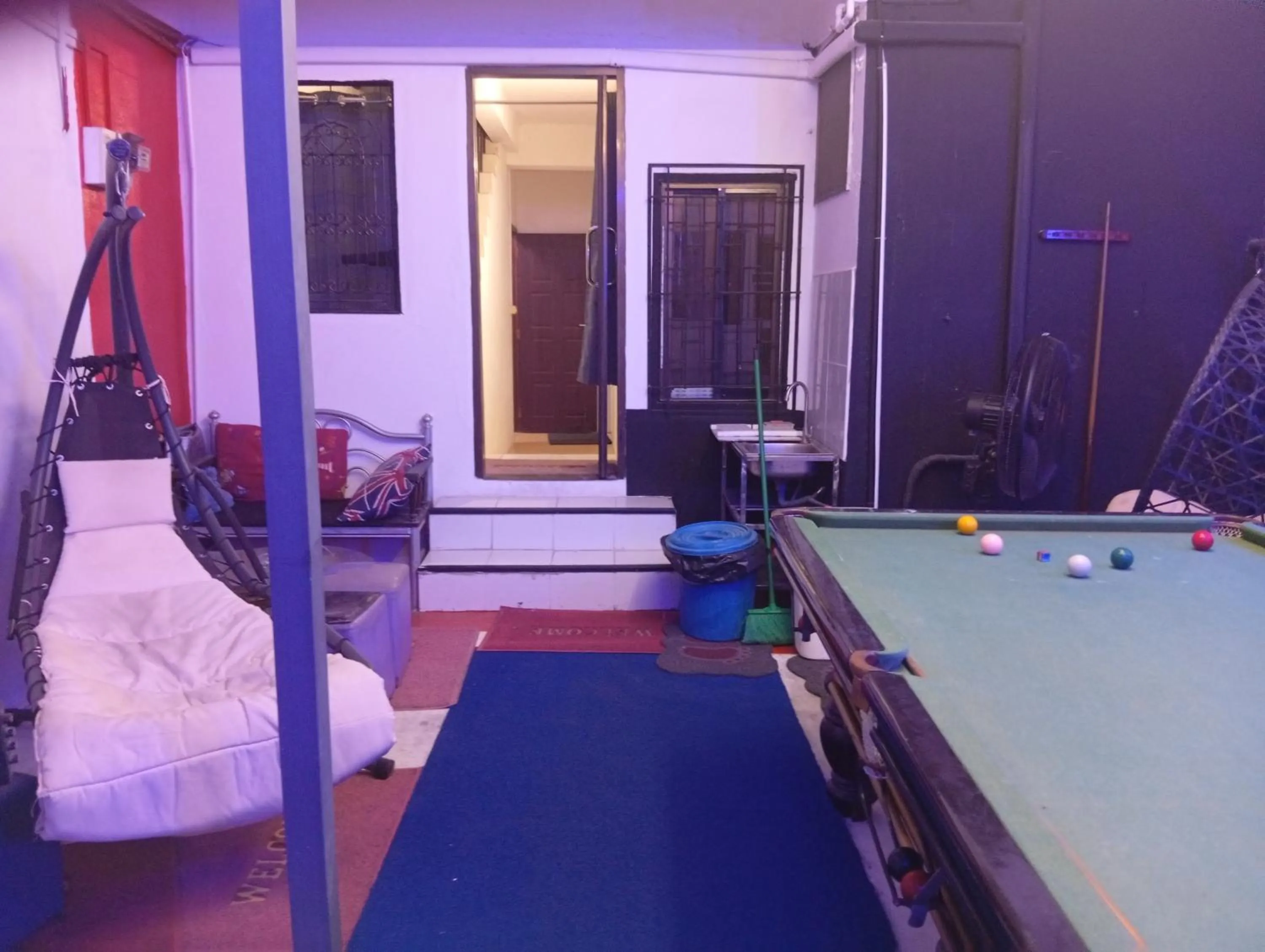 BEN & LEK GUESTHOUSE